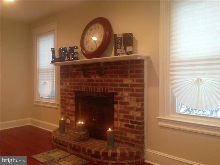 FOX CHASE - Residential