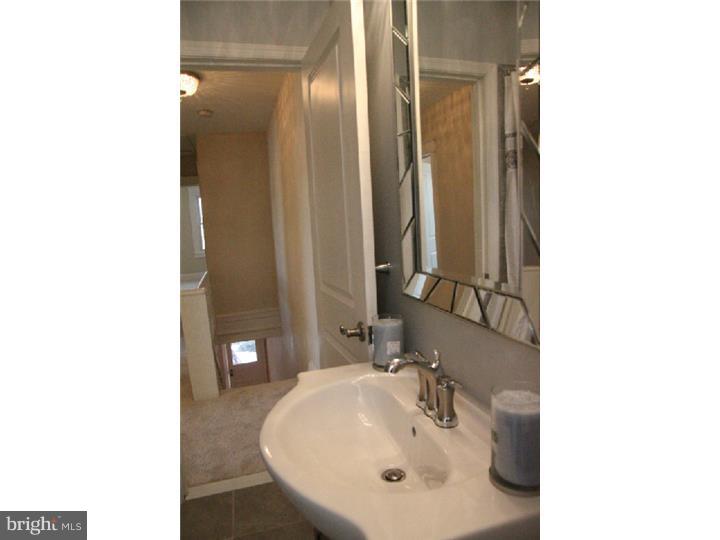 FOX CHASE - Residential