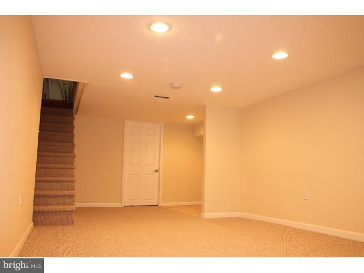FOX CHASE - Residential