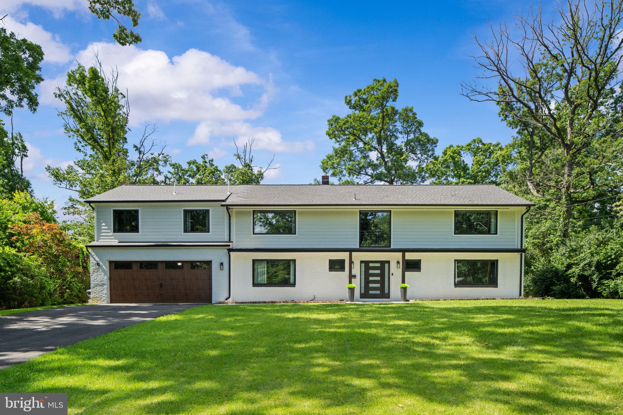 HILLBROOK - Residential Lease