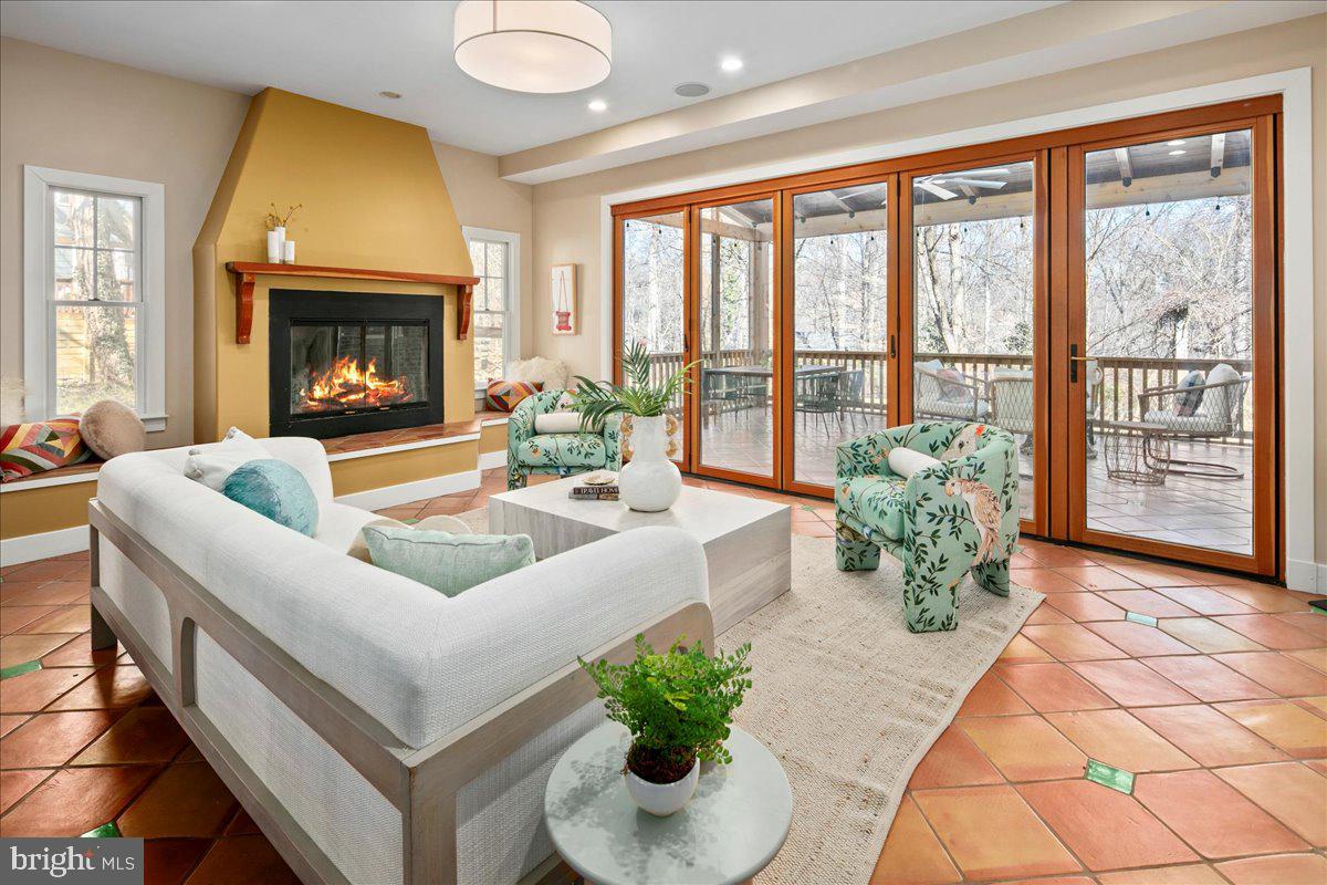 TAKOMA PARK - Residential