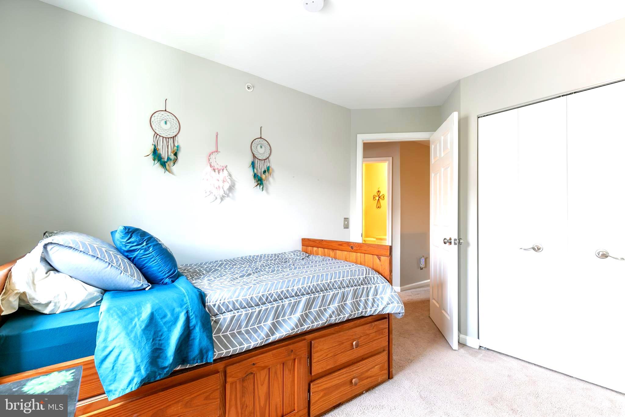 CLOVERLEAF COMMONS - Residential