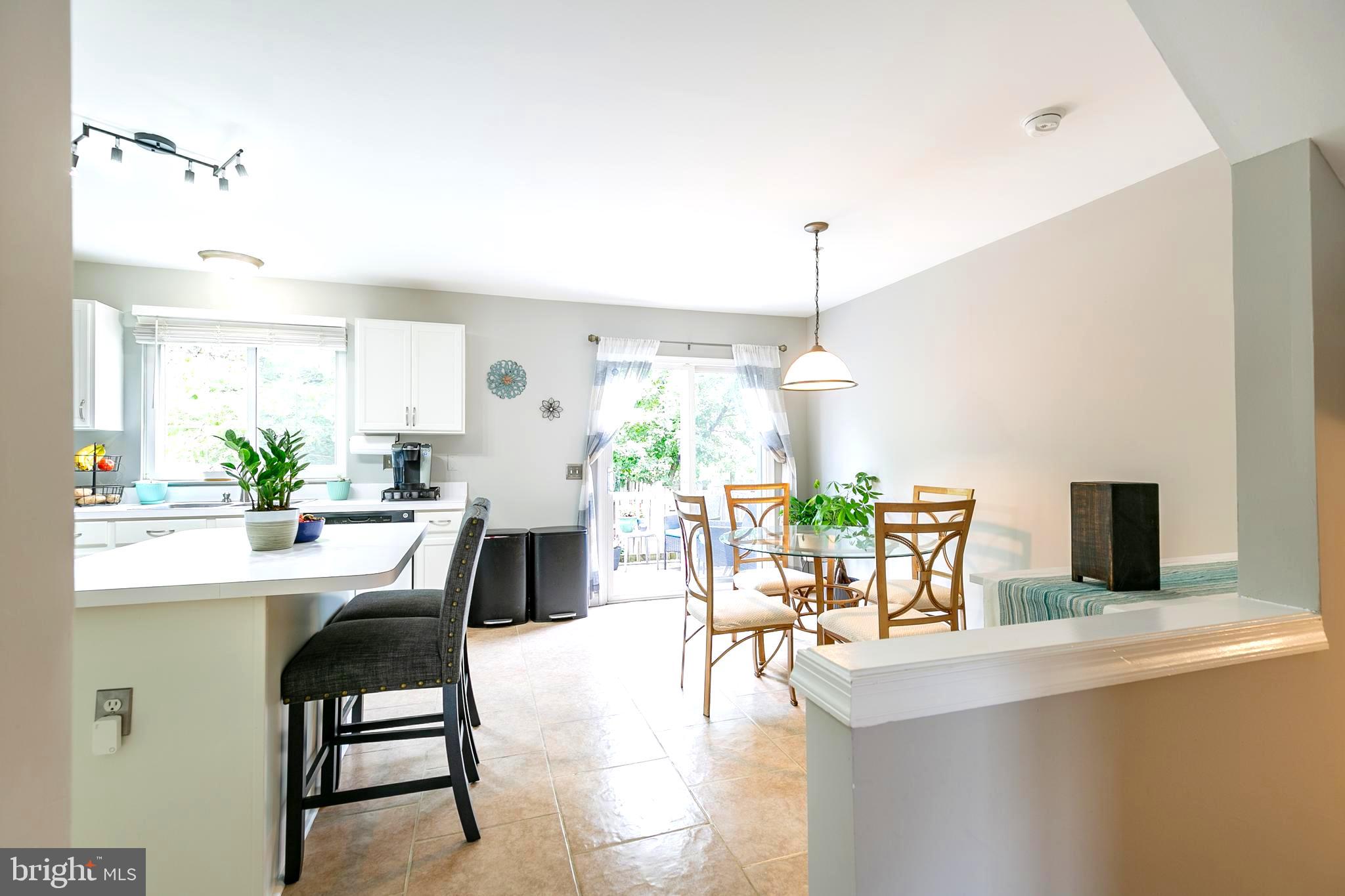 CLOVERLEAF COMMONS - Residential