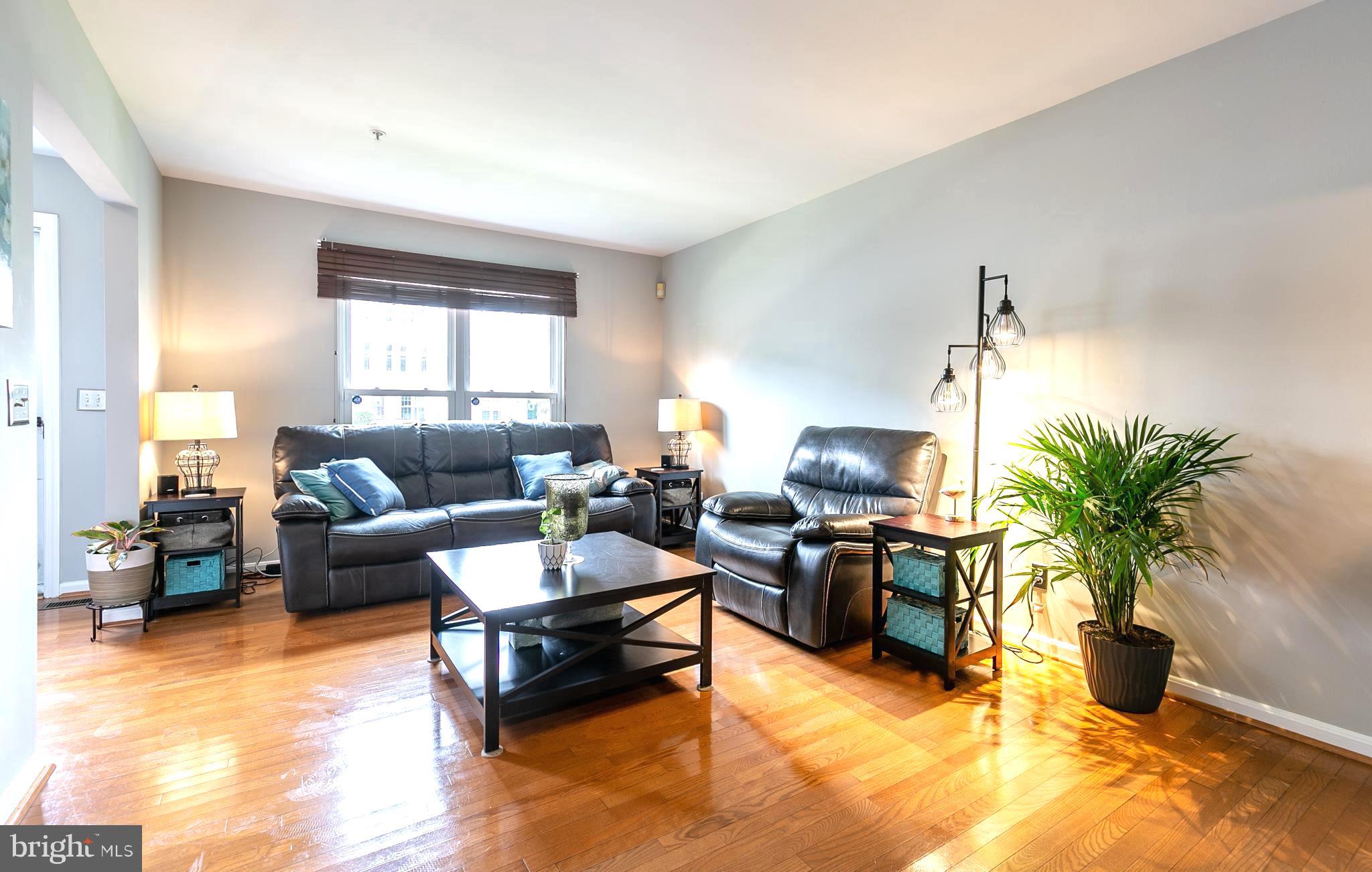 CLOVERLEAF COMMONS - Residential