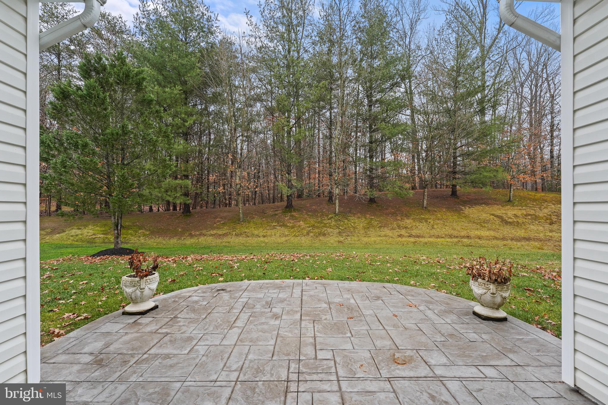 FOUR SEASONS IN HISTORIC VIRGINIA - Residential