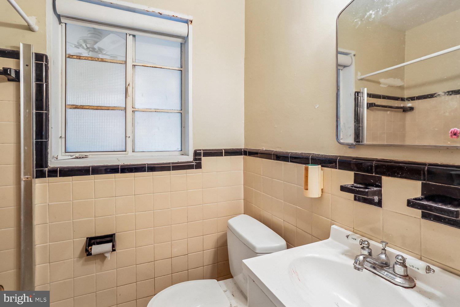 KENSINGTON ESTATES - Residential