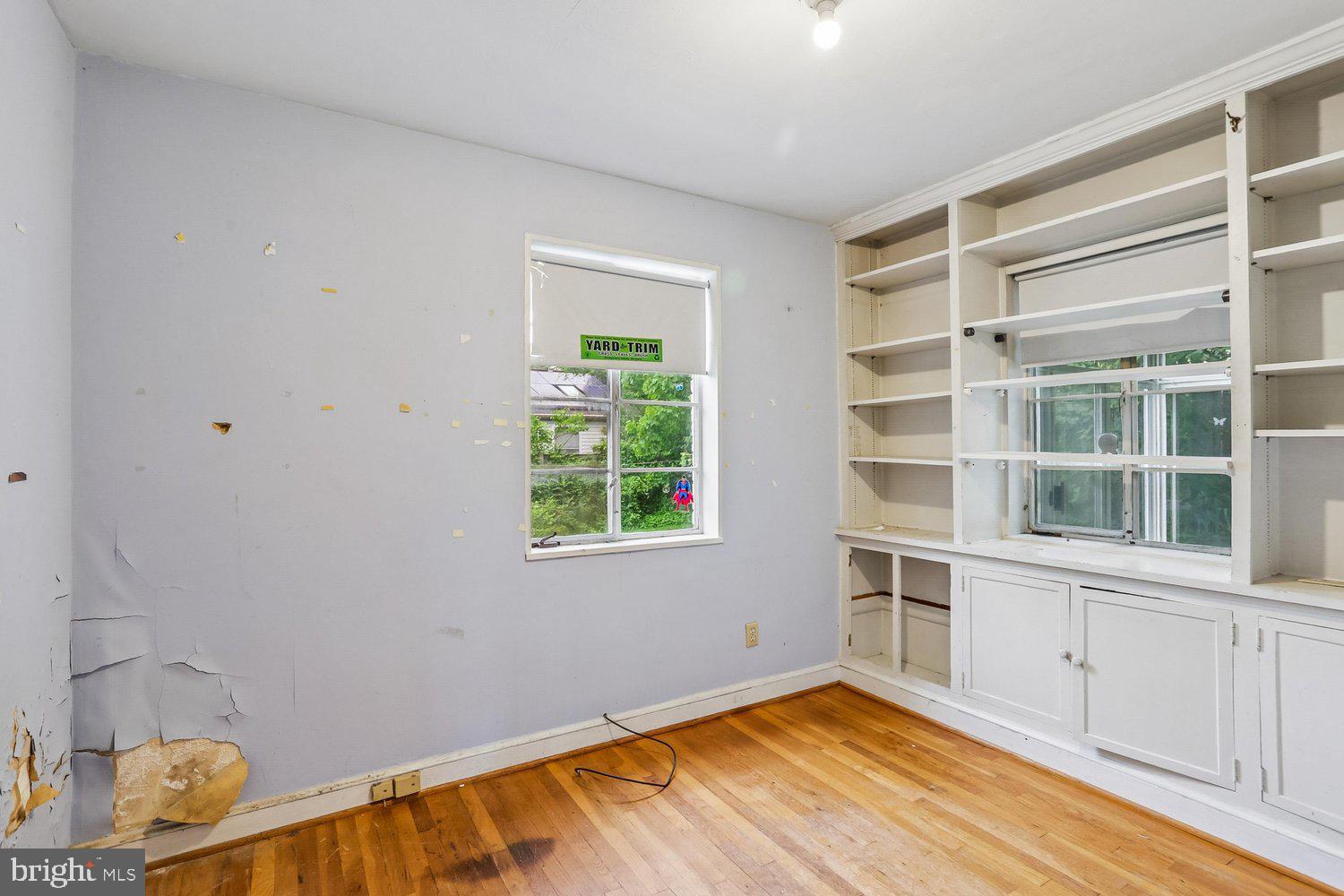 KENSINGTON ESTATES - Residential