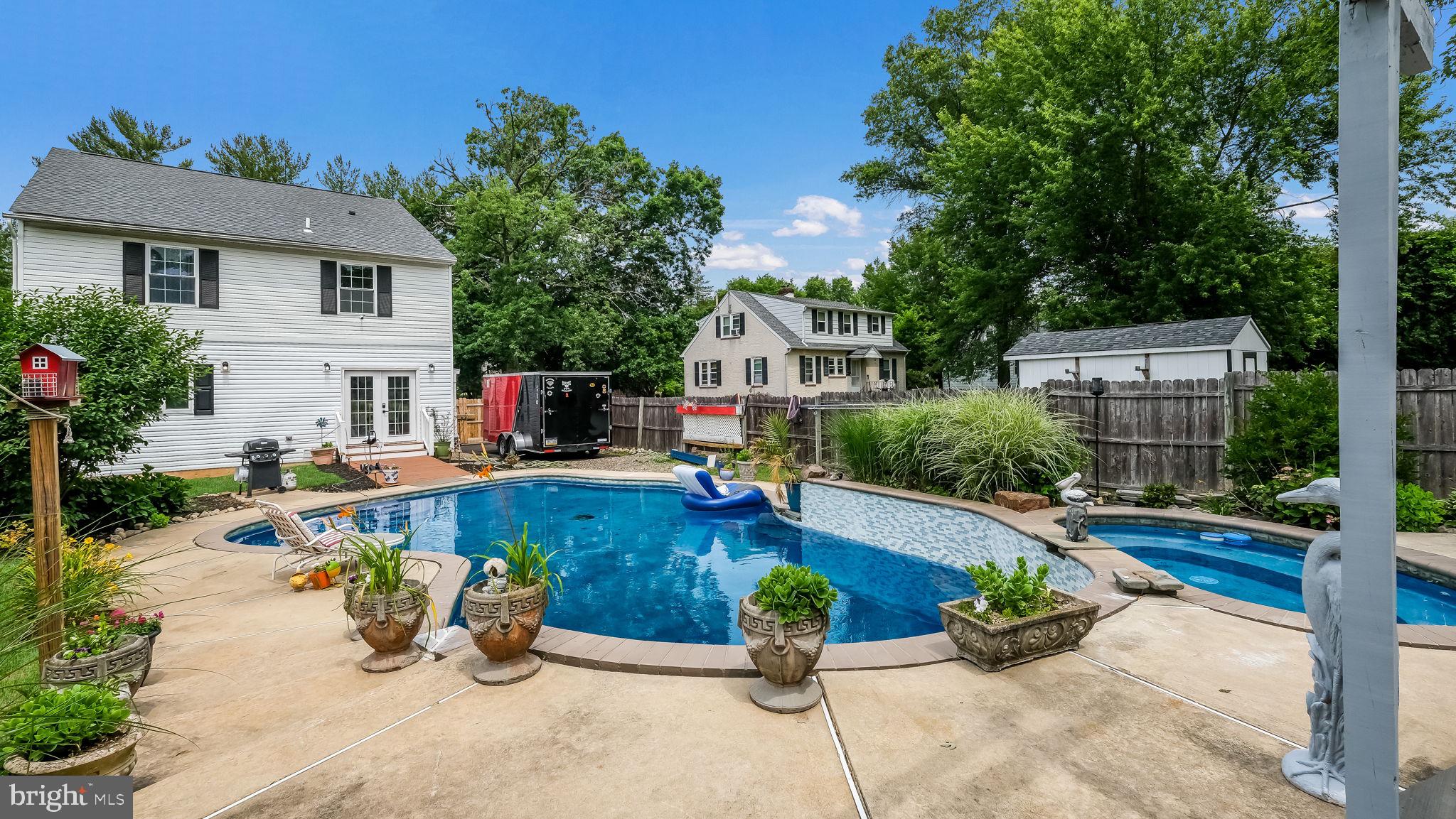 NESHAMINY HGTS - Residential