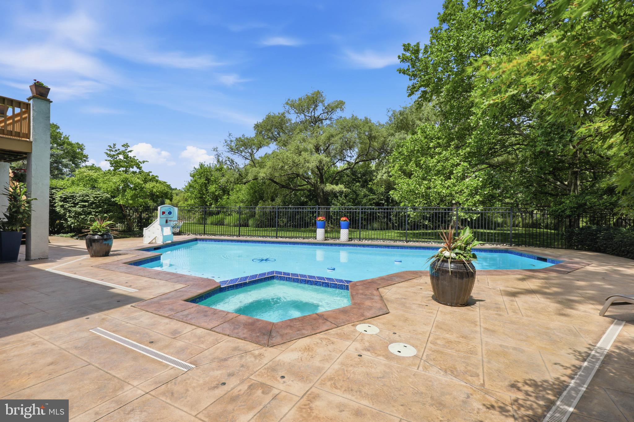 MILLPOND - Residential