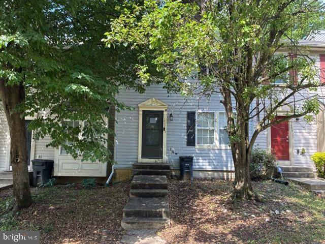 Built in 1997 and located in the Coral Hills neighborhood, this townhome offers approximately 1280
 finished square feet, three bedrooms, two full and one half bath, full basement and rear deck. This 
home sits on an approximate 1511 sqft lot.