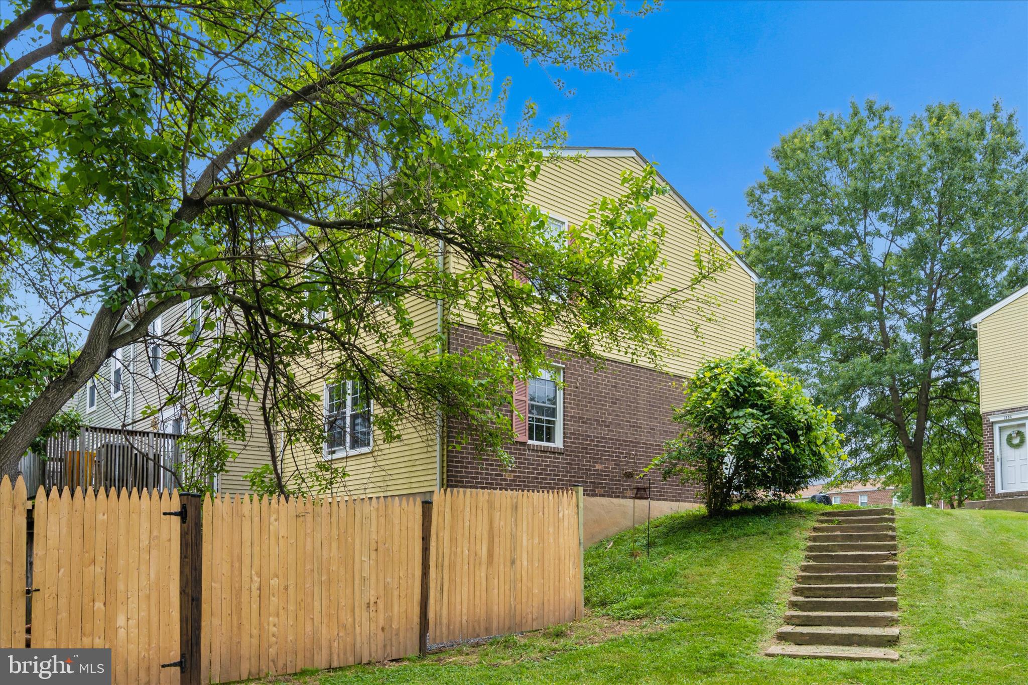 SPRING MEADOWS CONDO - Residential