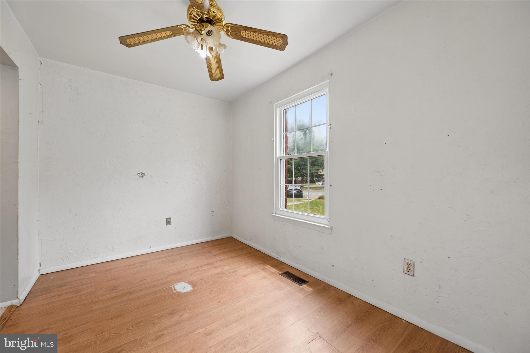 SPRING MEADOWS CONDO - Residential