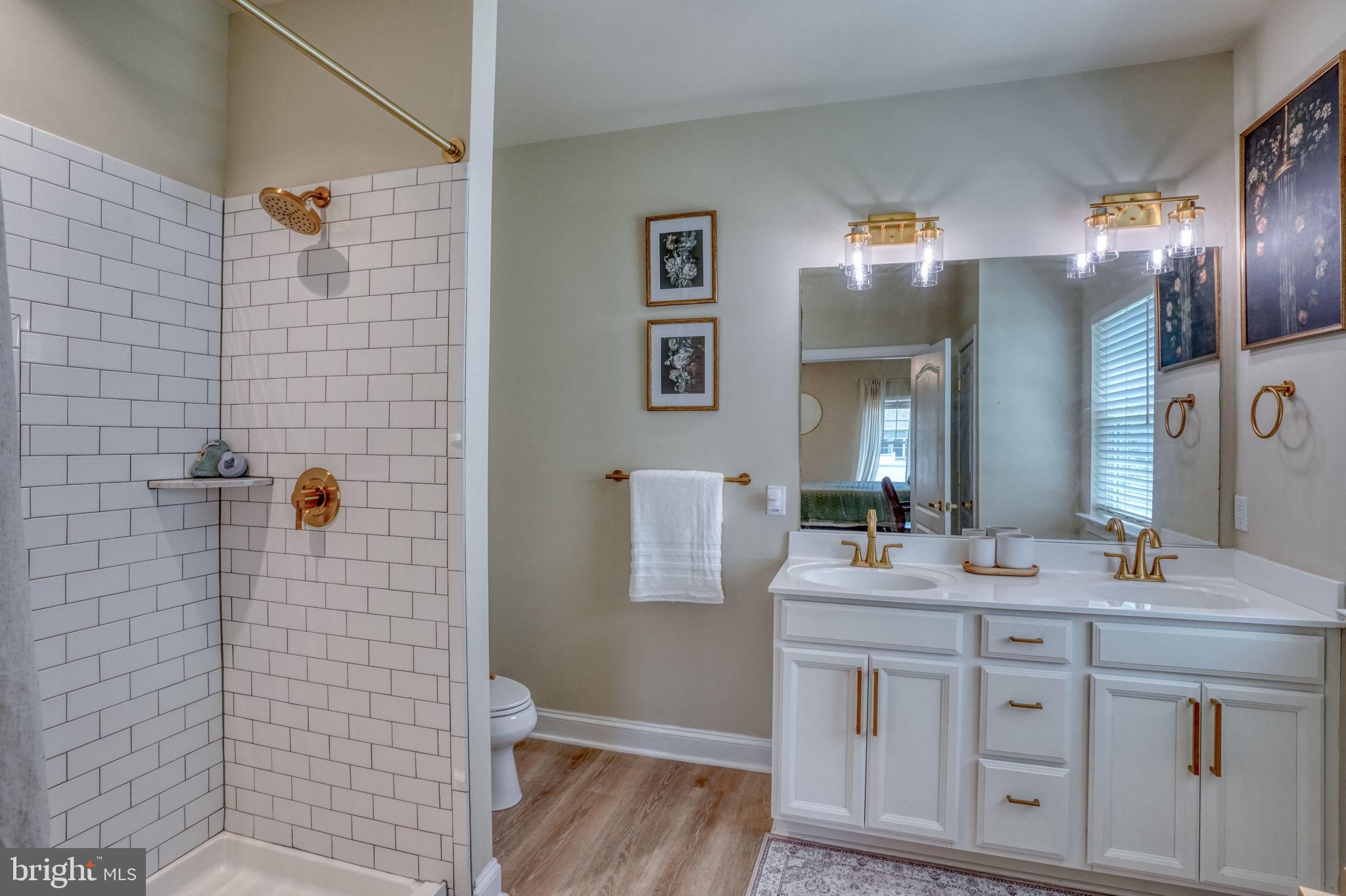 COURSEYS POINT - Residential