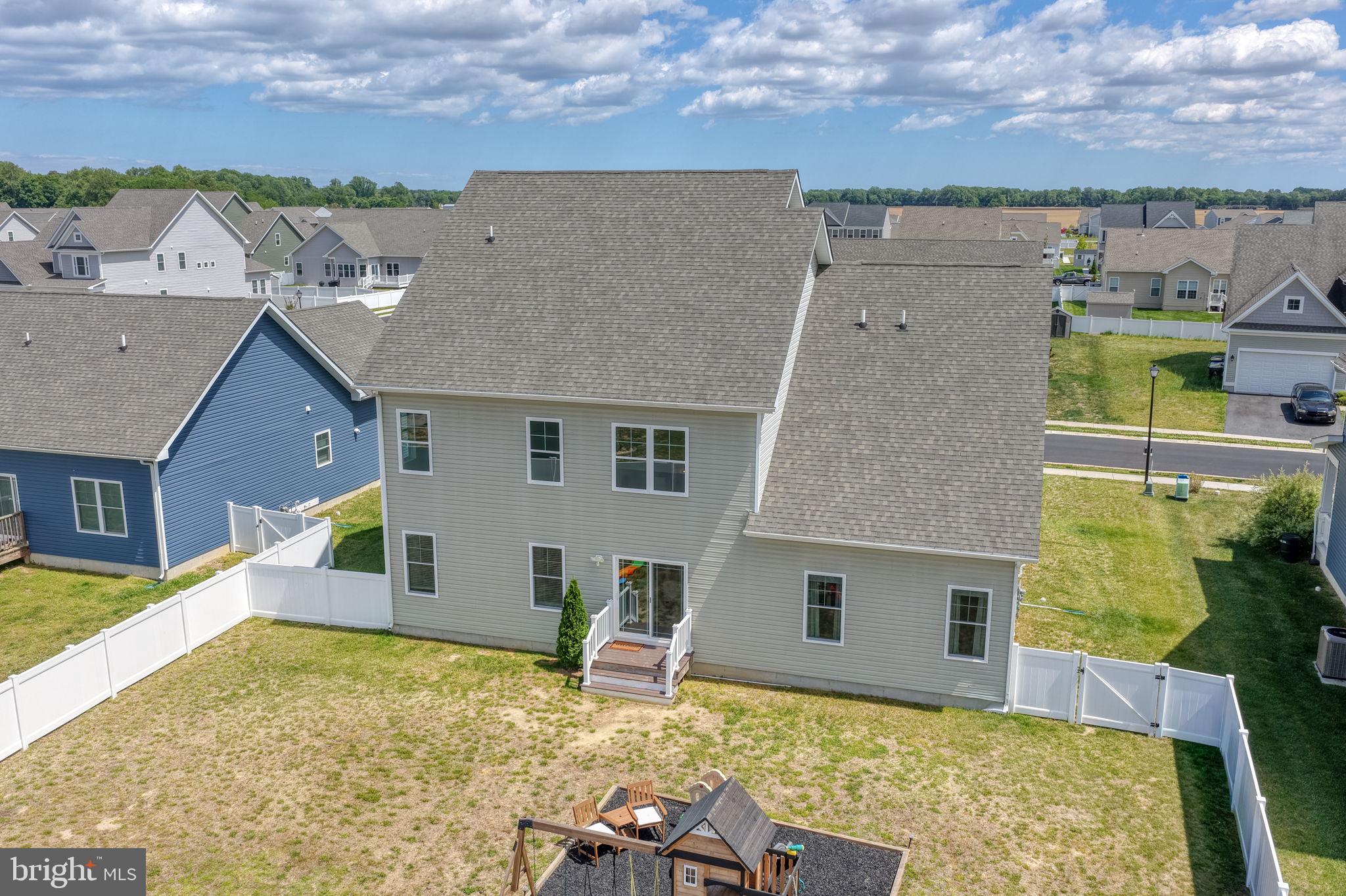 COURSEYS POINT - Residential
