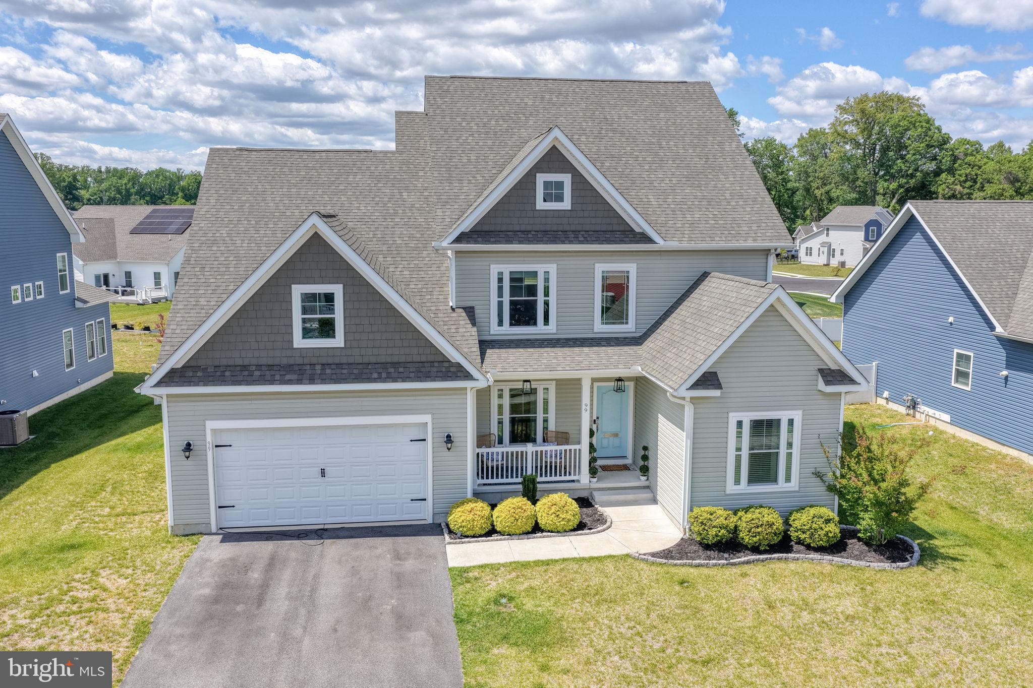 COURSEYS POINT - Residential