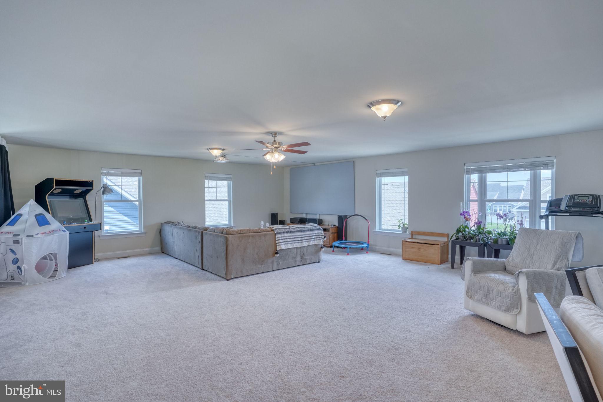 COURSEYS POINT - Residential
