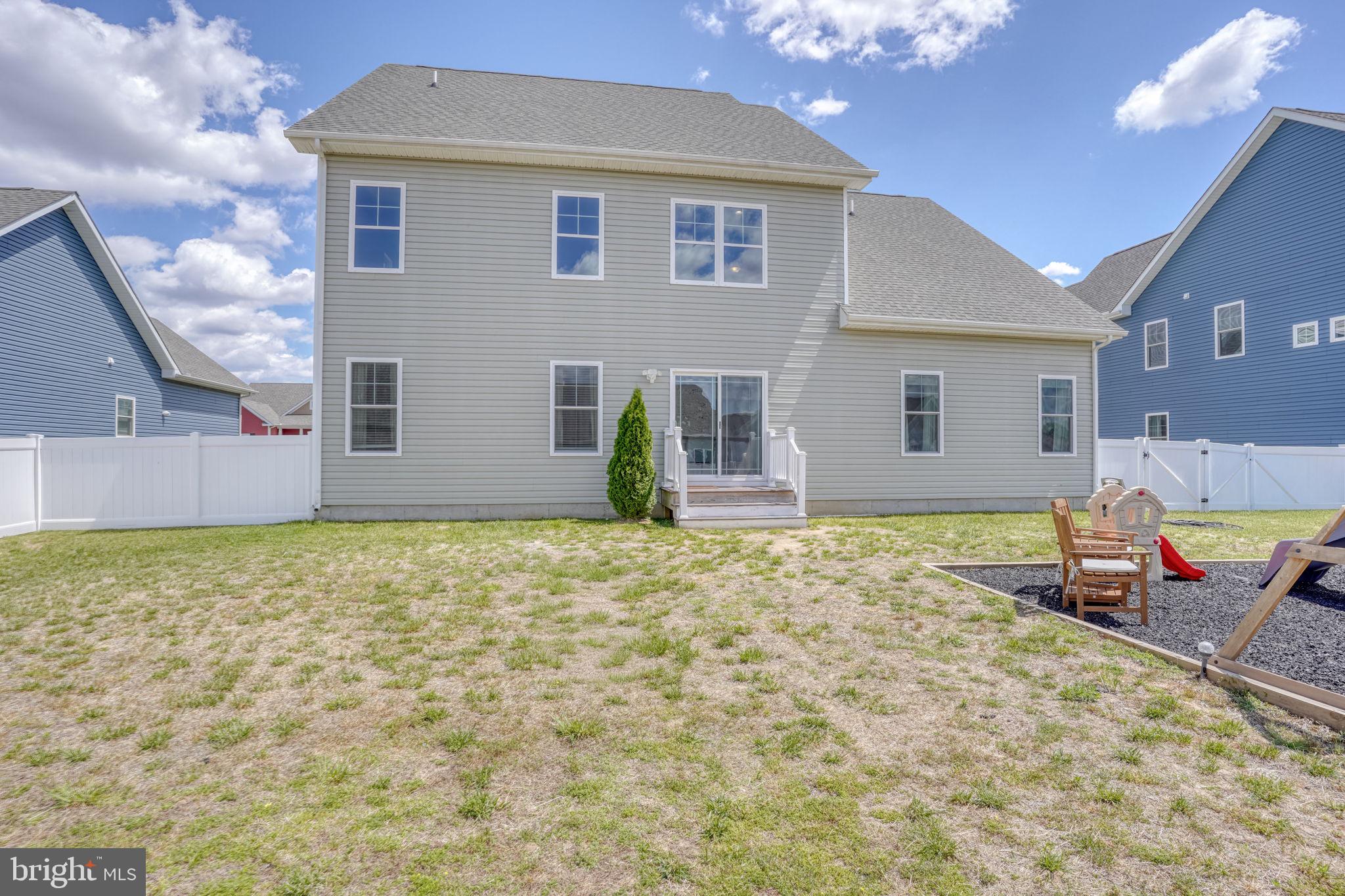 COURSEYS POINT - Residential