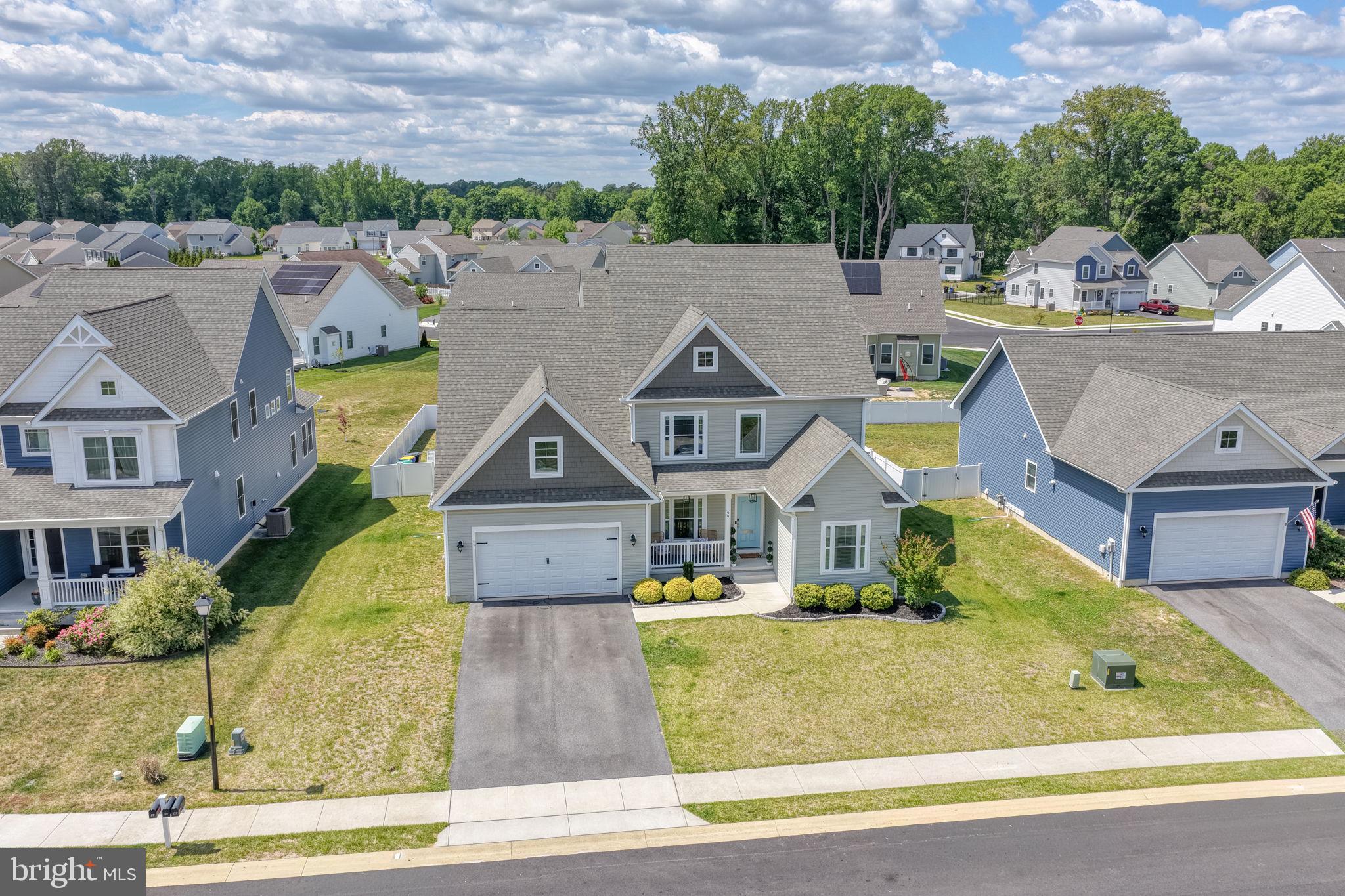 COURSEYS POINT - Residential