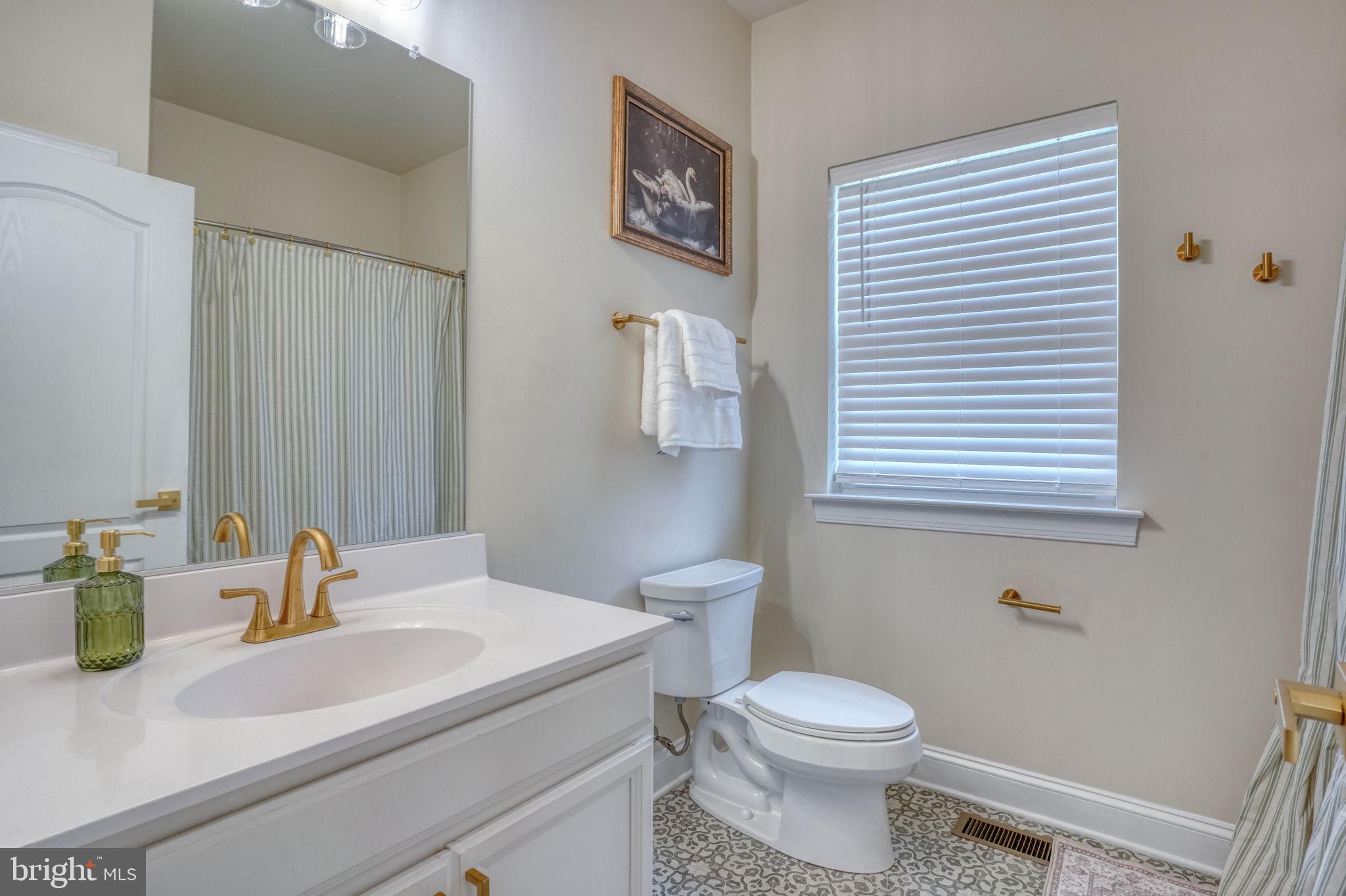 COURSEYS POINT - Residential