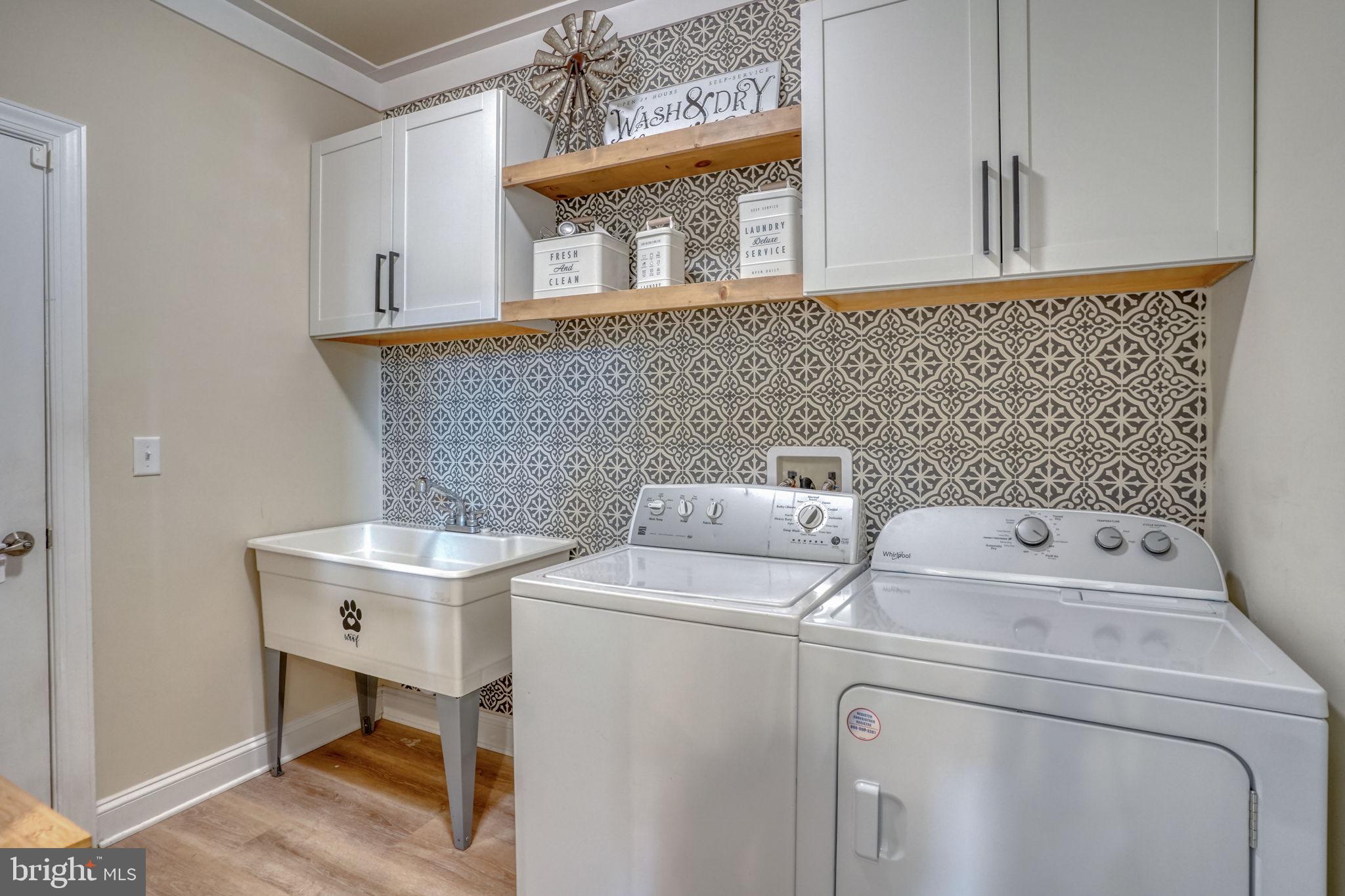 COURSEYS POINT - Residential