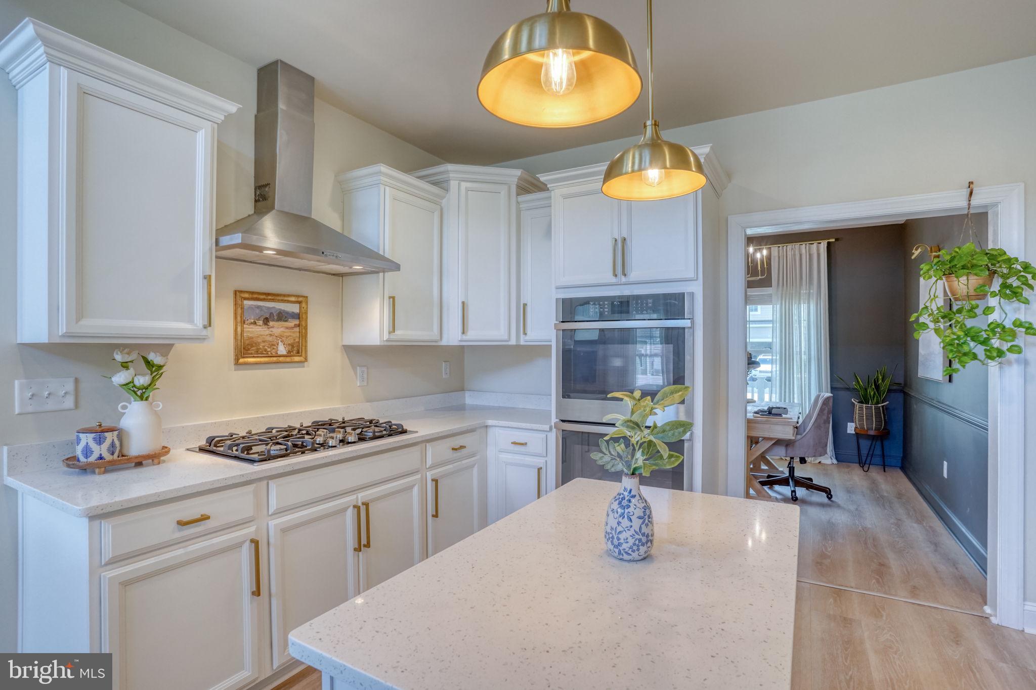 COURSEYS POINT - Residential