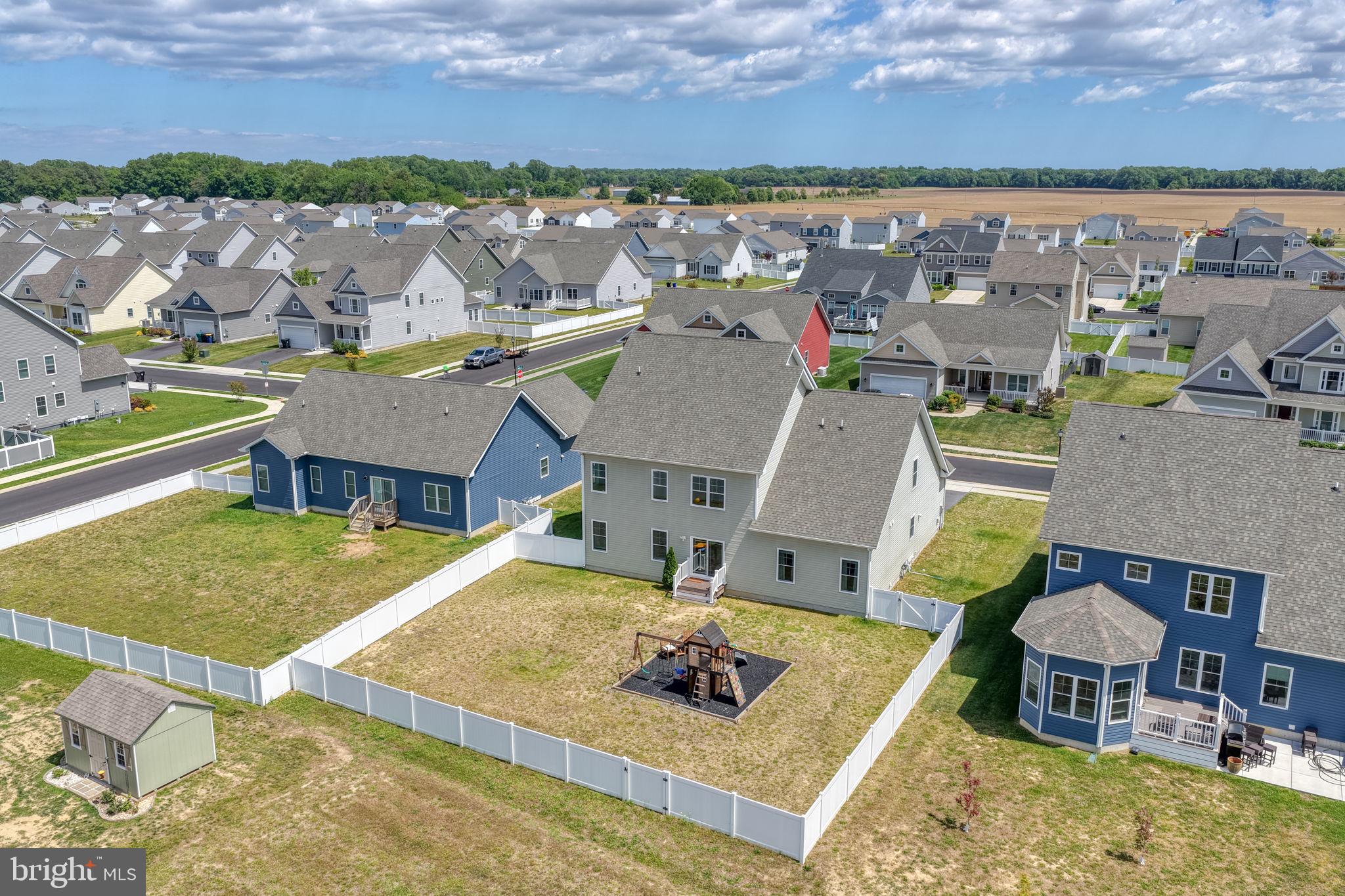 COURSEYS POINT - Residential