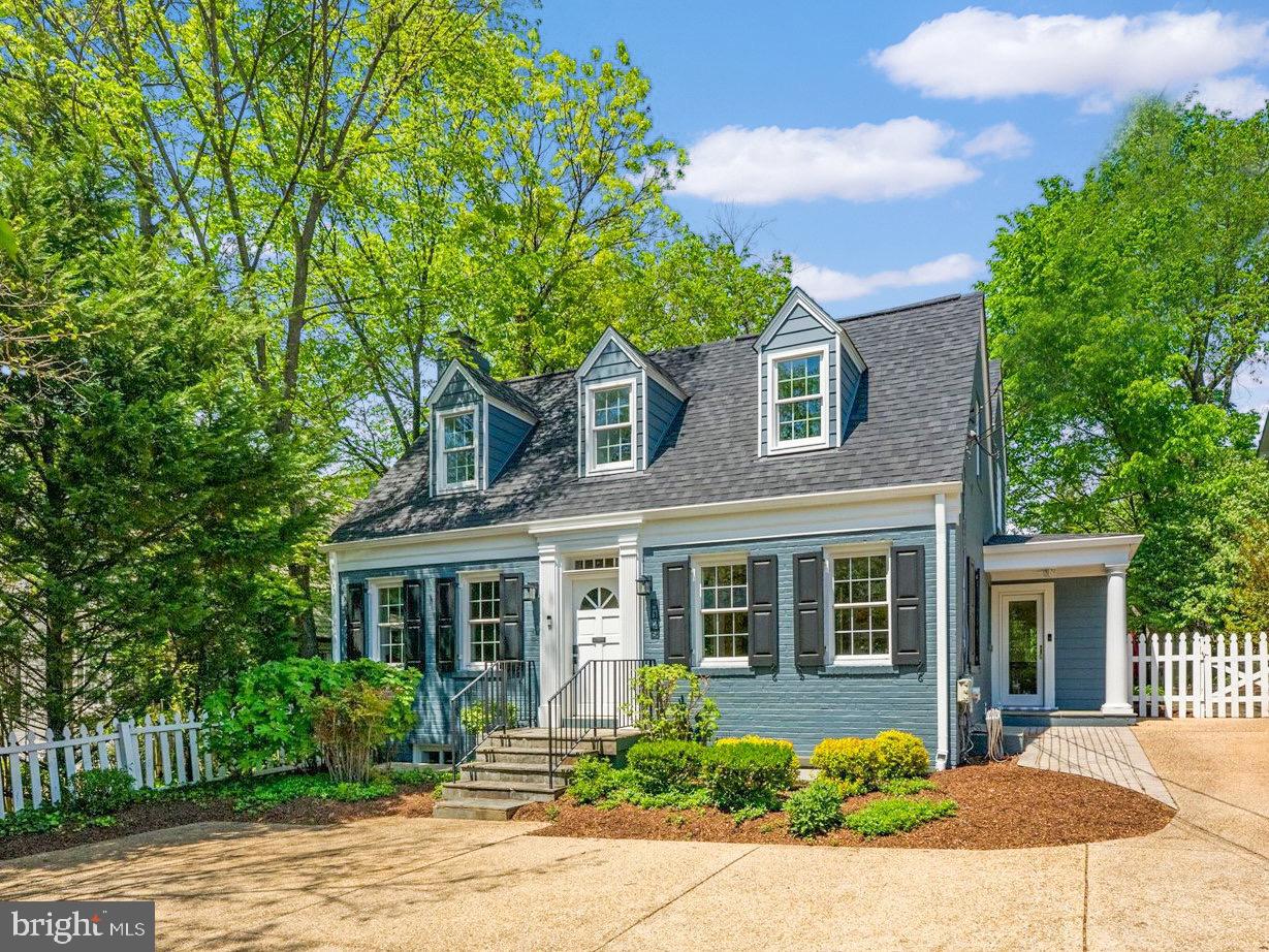 BRADLEY HILLS - Residential