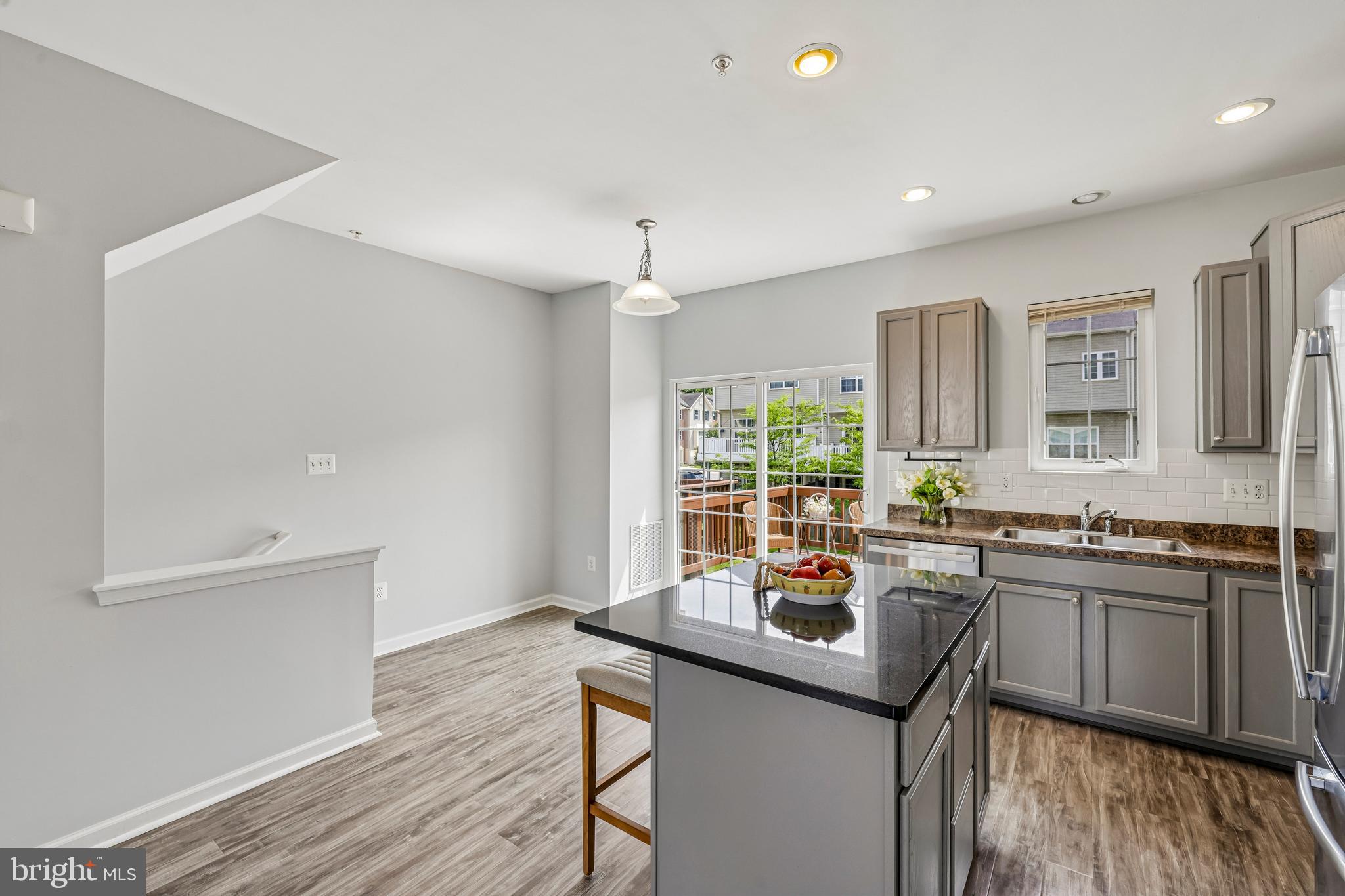 TANYARD SPRINGS - Residential
