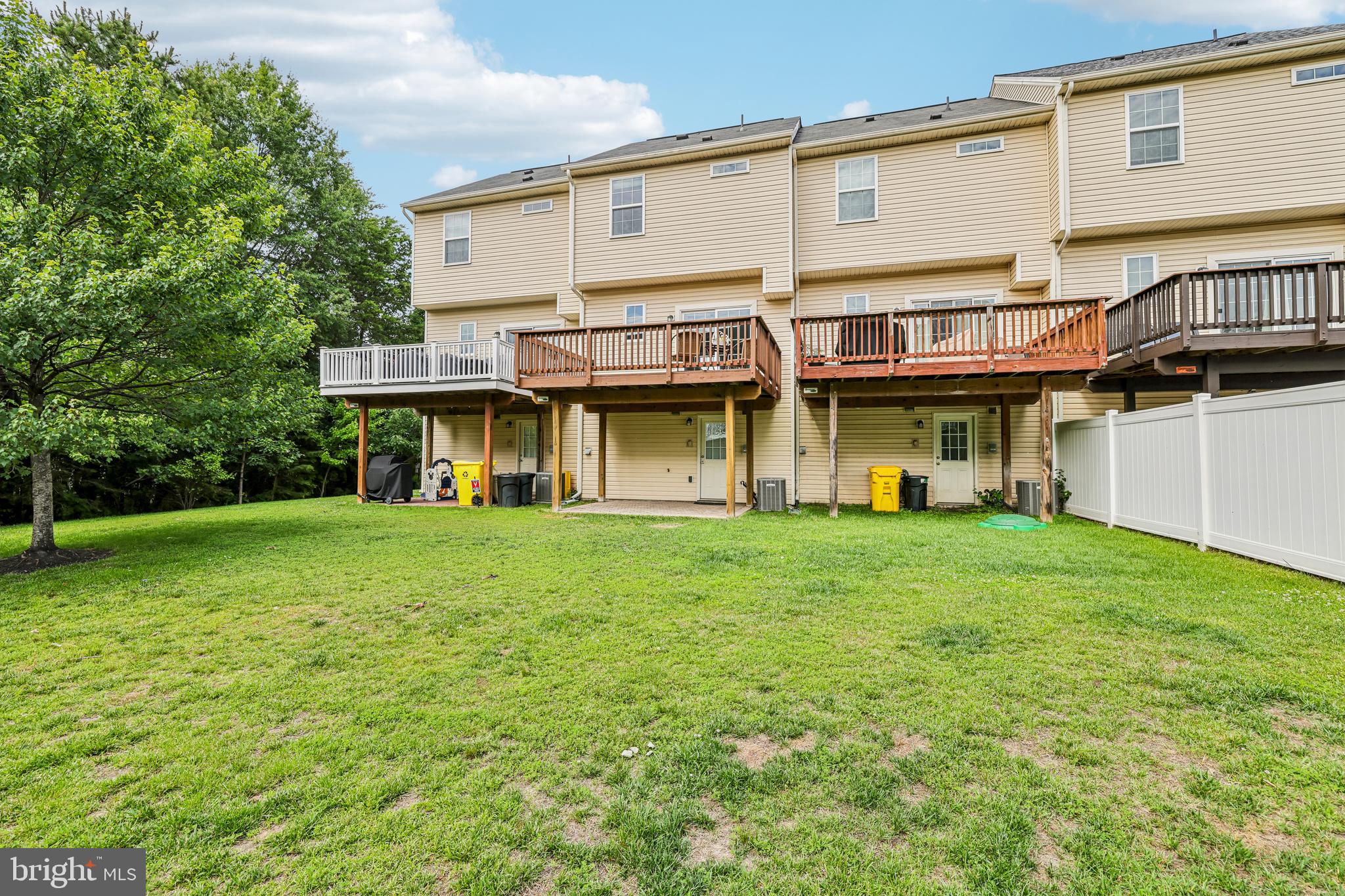 TANYARD SPRINGS - Residential