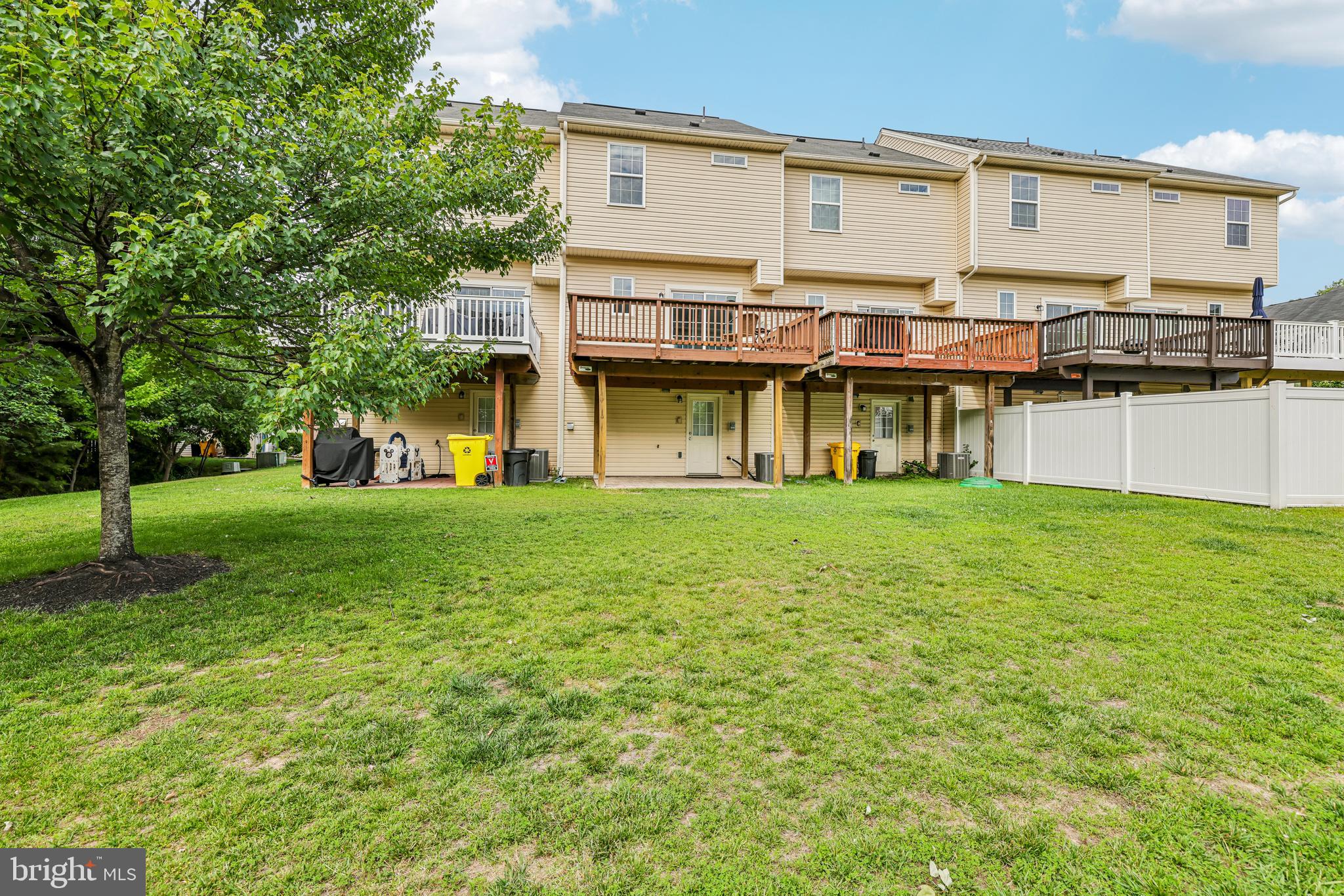 TANYARD SPRINGS - Residential