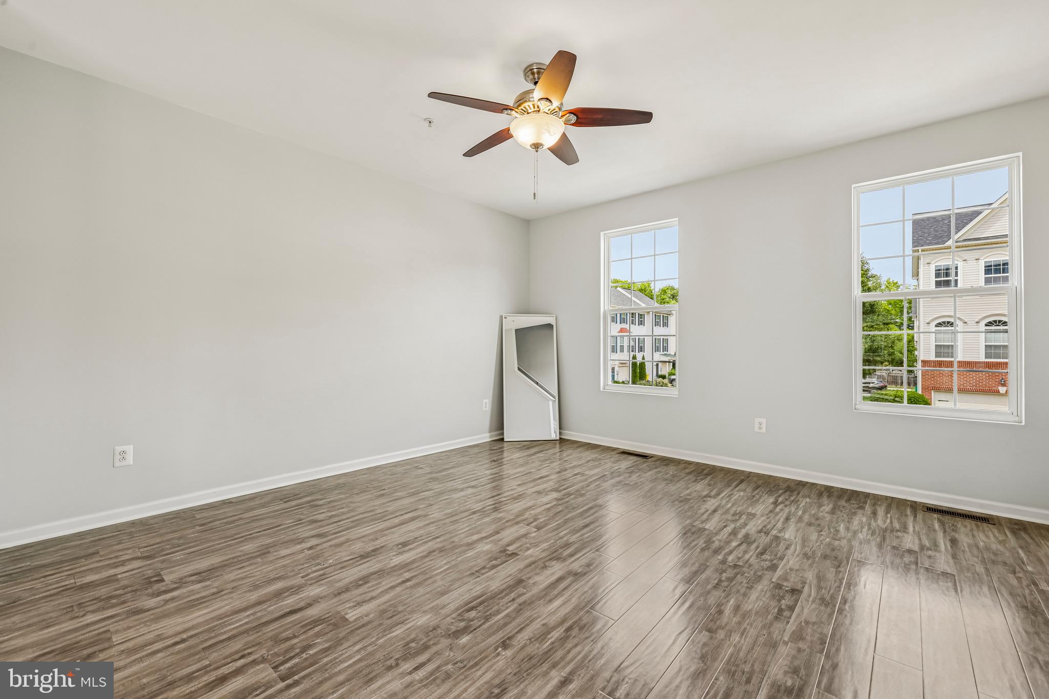 TANYARD SPRINGS - Residential