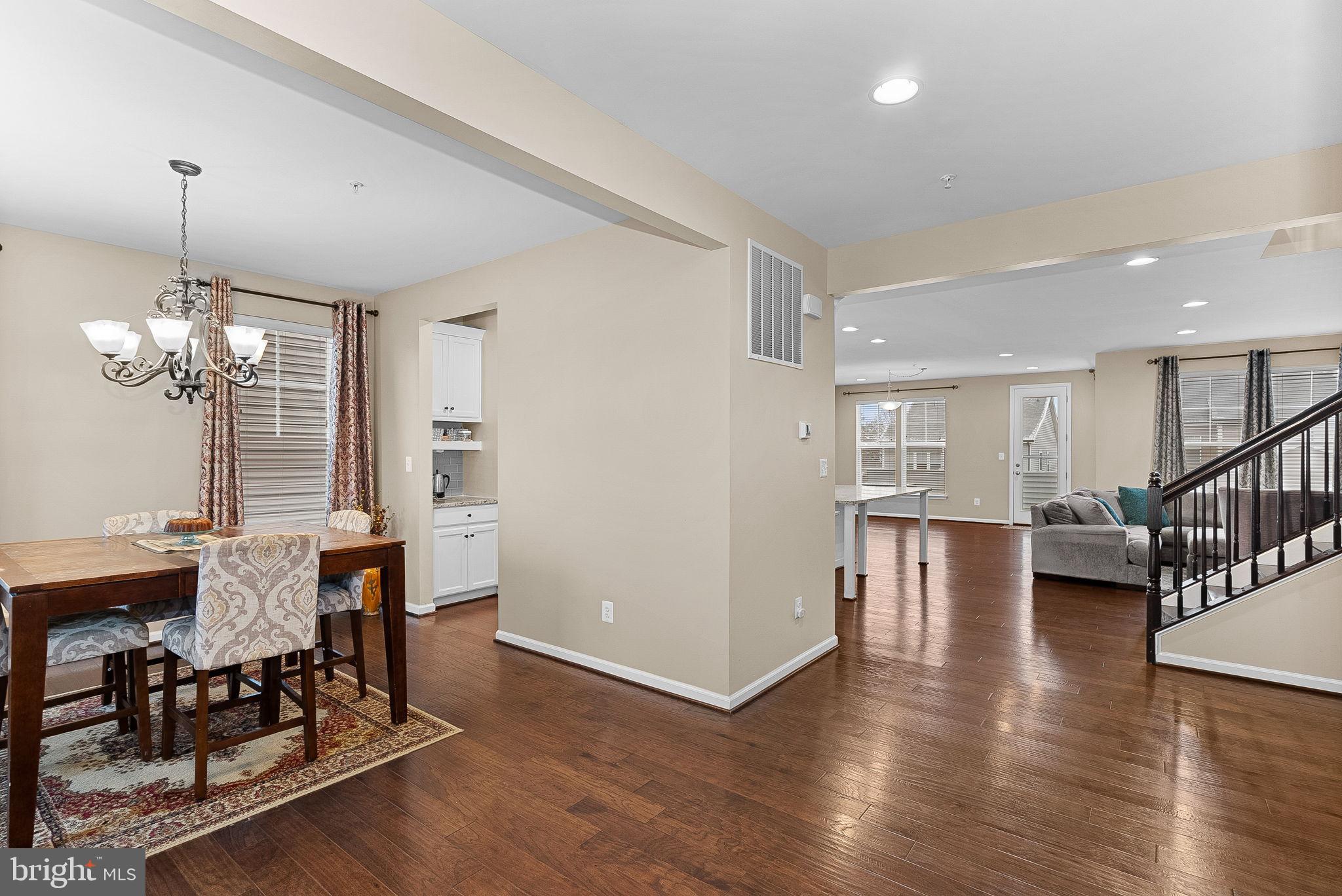 TALLYN RIDGE - Residential