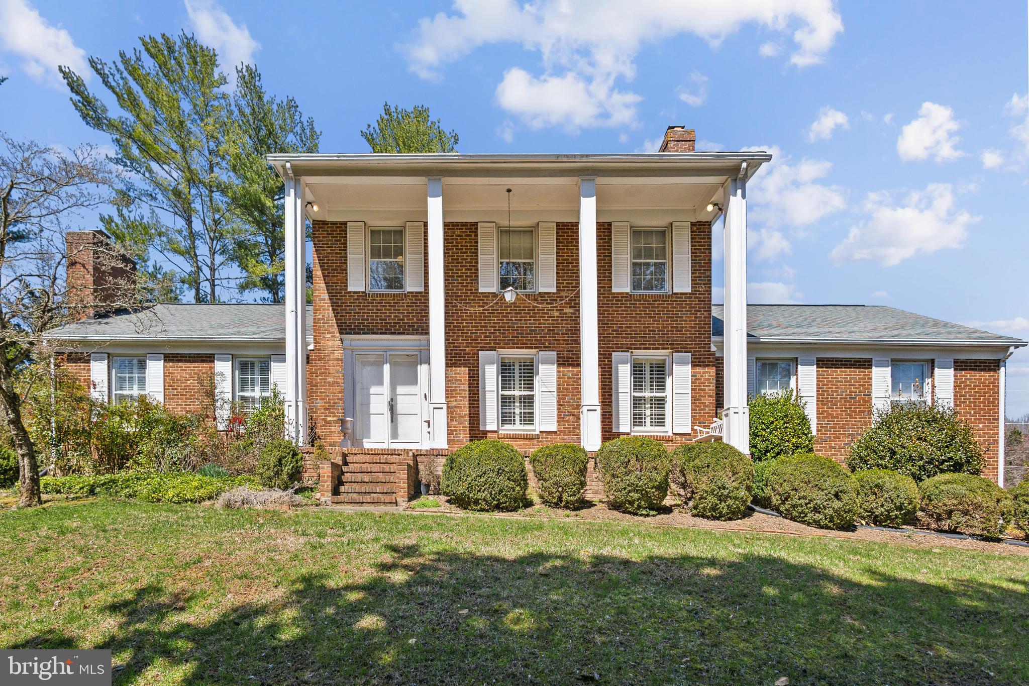 HILLCREST ESTATES - Residential