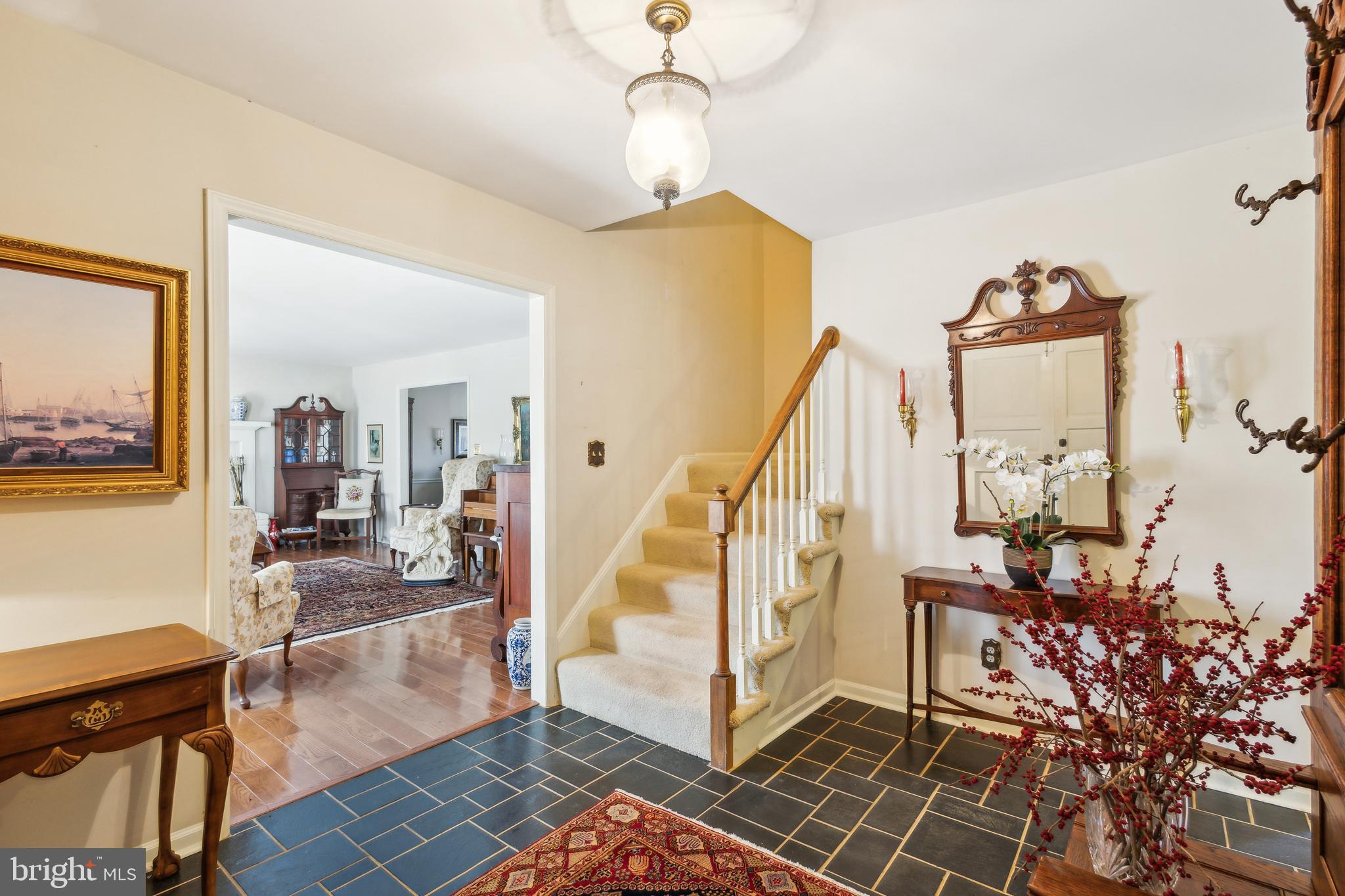 HILLCREST ESTATES - Residential