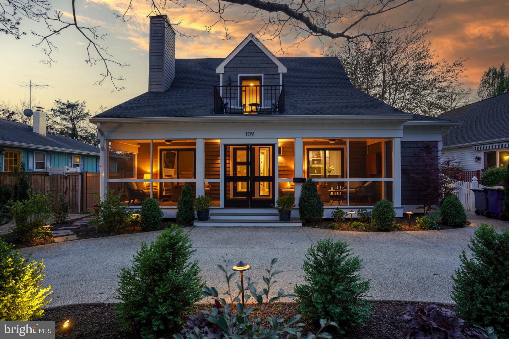 COUNTRY CLUB ESTATES - Residential