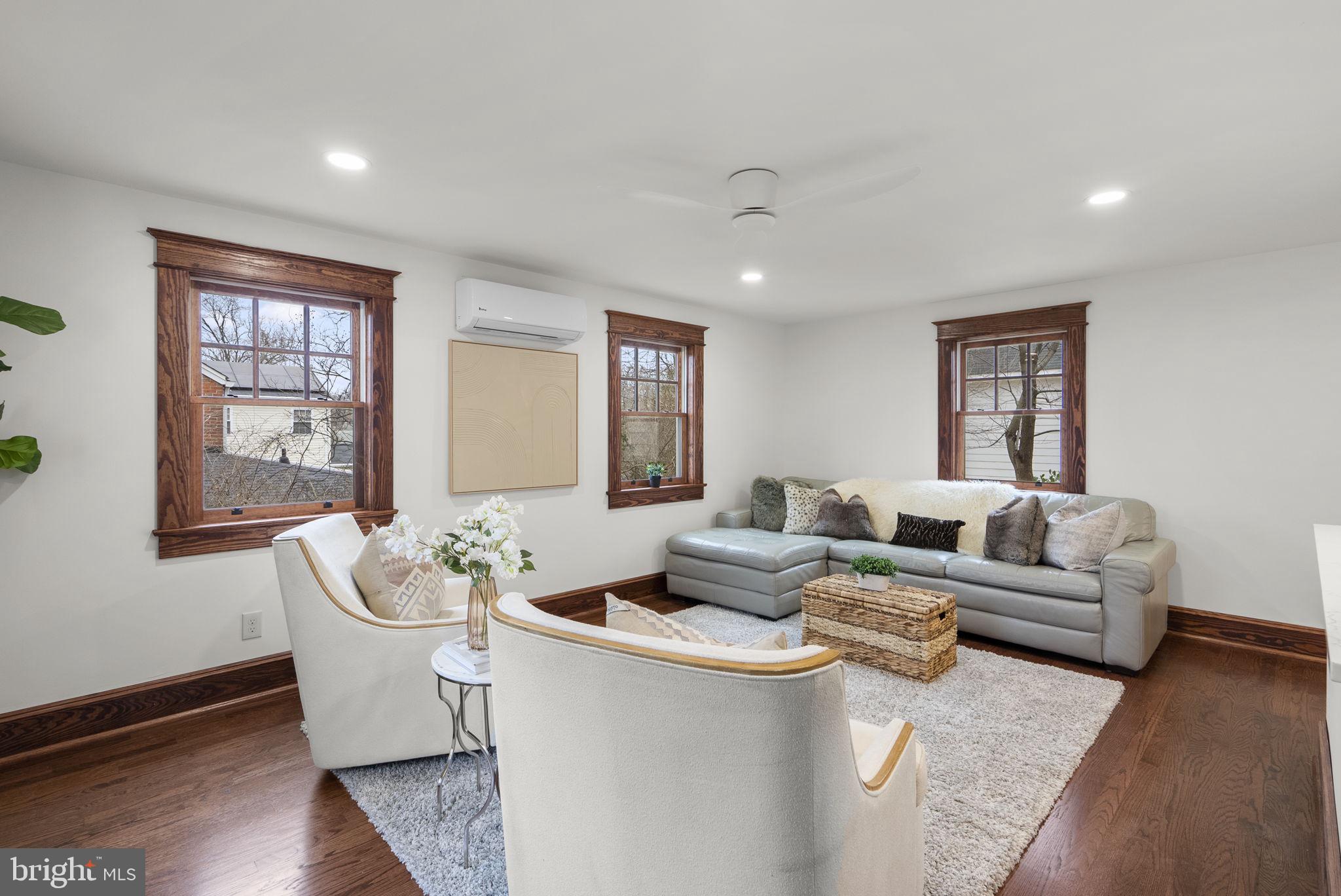 WHEATON OUT RES. (1) - Residential