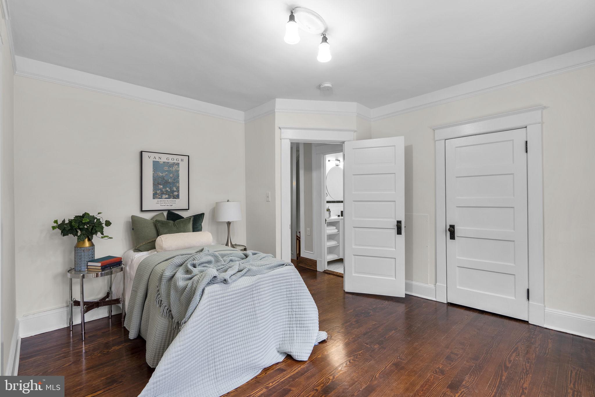 WHEATON OUT RES. (1) - Residential