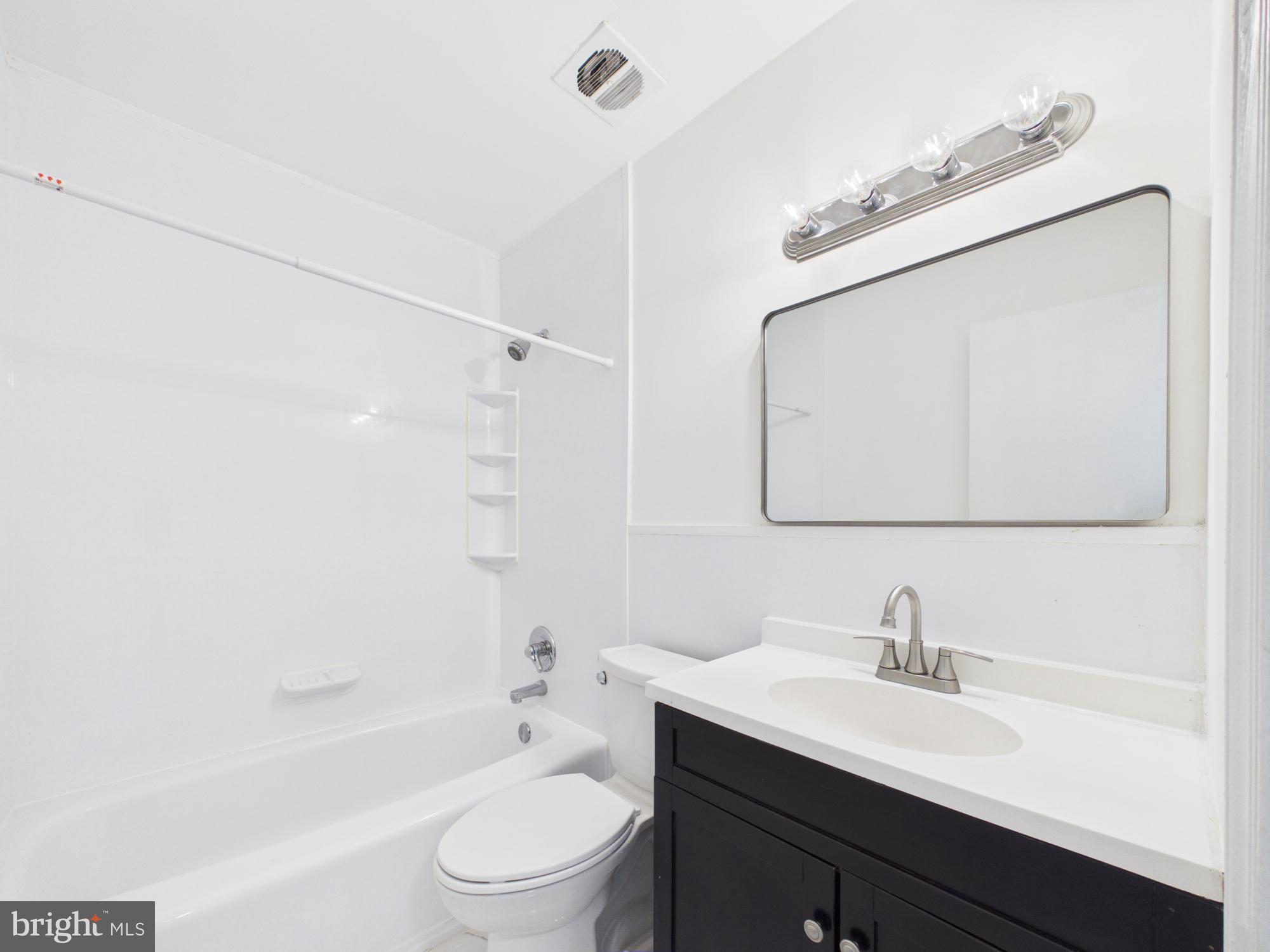 REGENT SQUARE - Residential