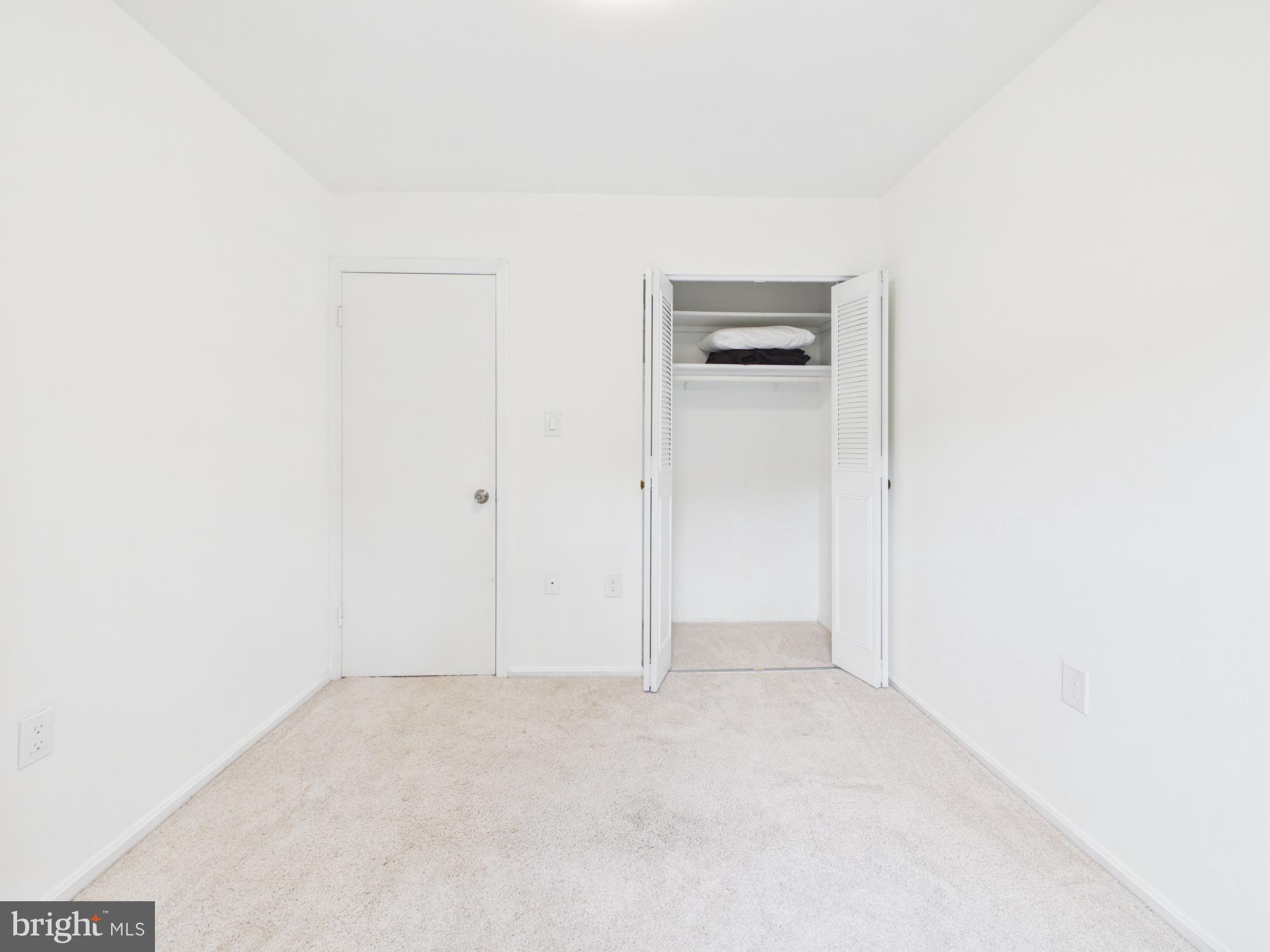 REGENT SQUARE - Residential