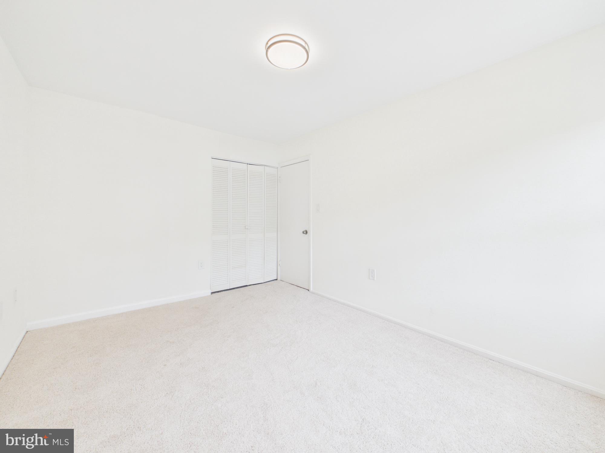 REGENT SQUARE - Residential