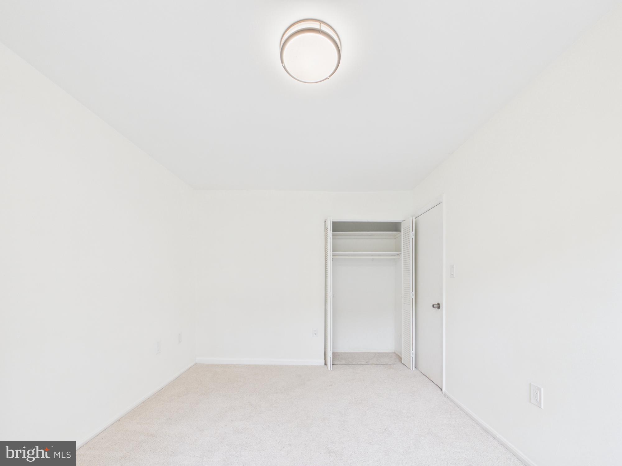 REGENT SQUARE - Residential