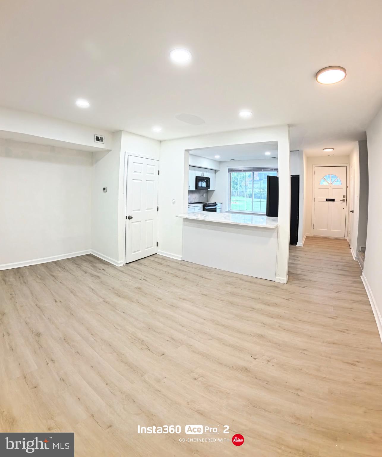 REGENT SQUARE - Residential
