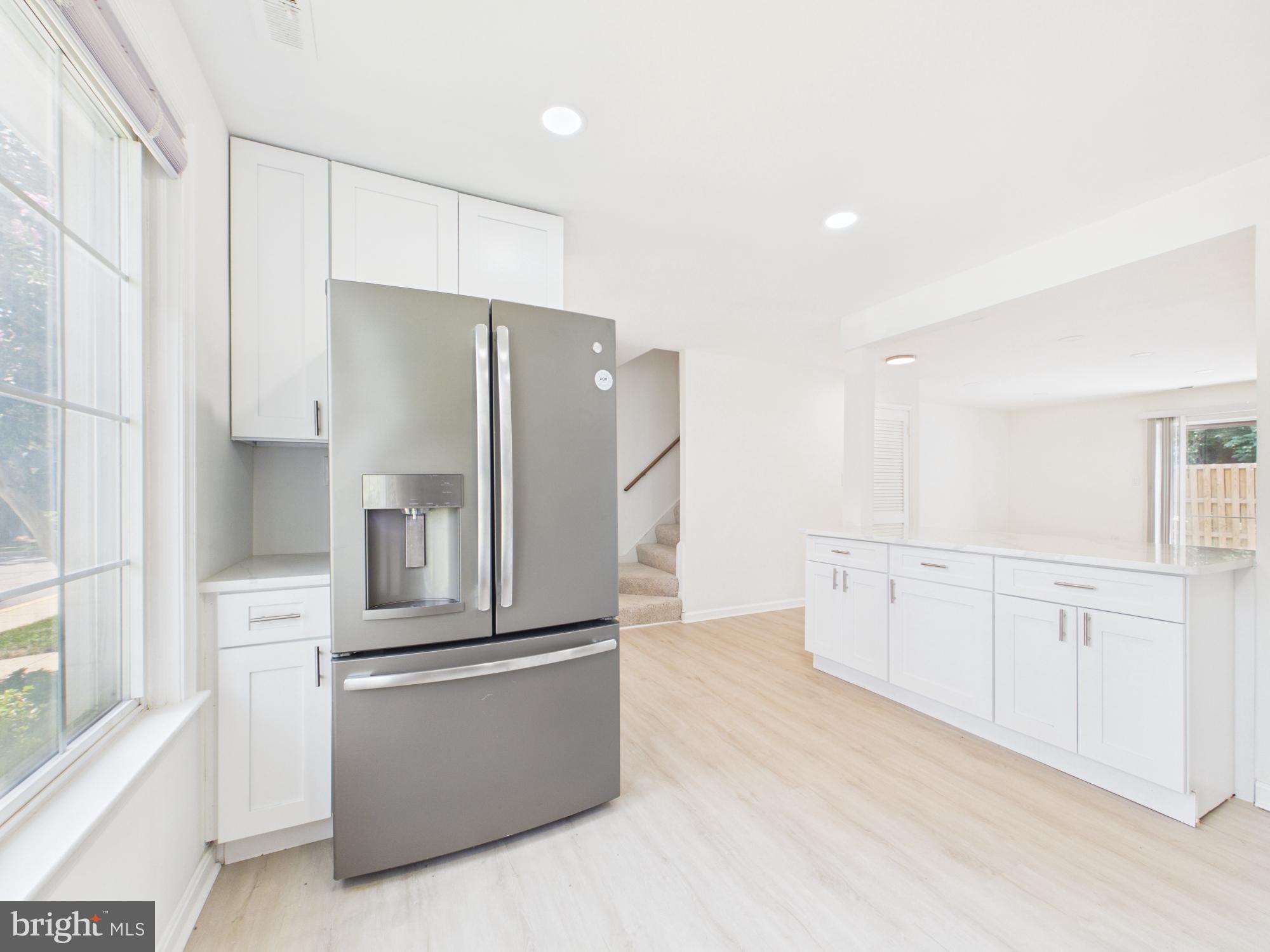 REGENT SQUARE - Residential