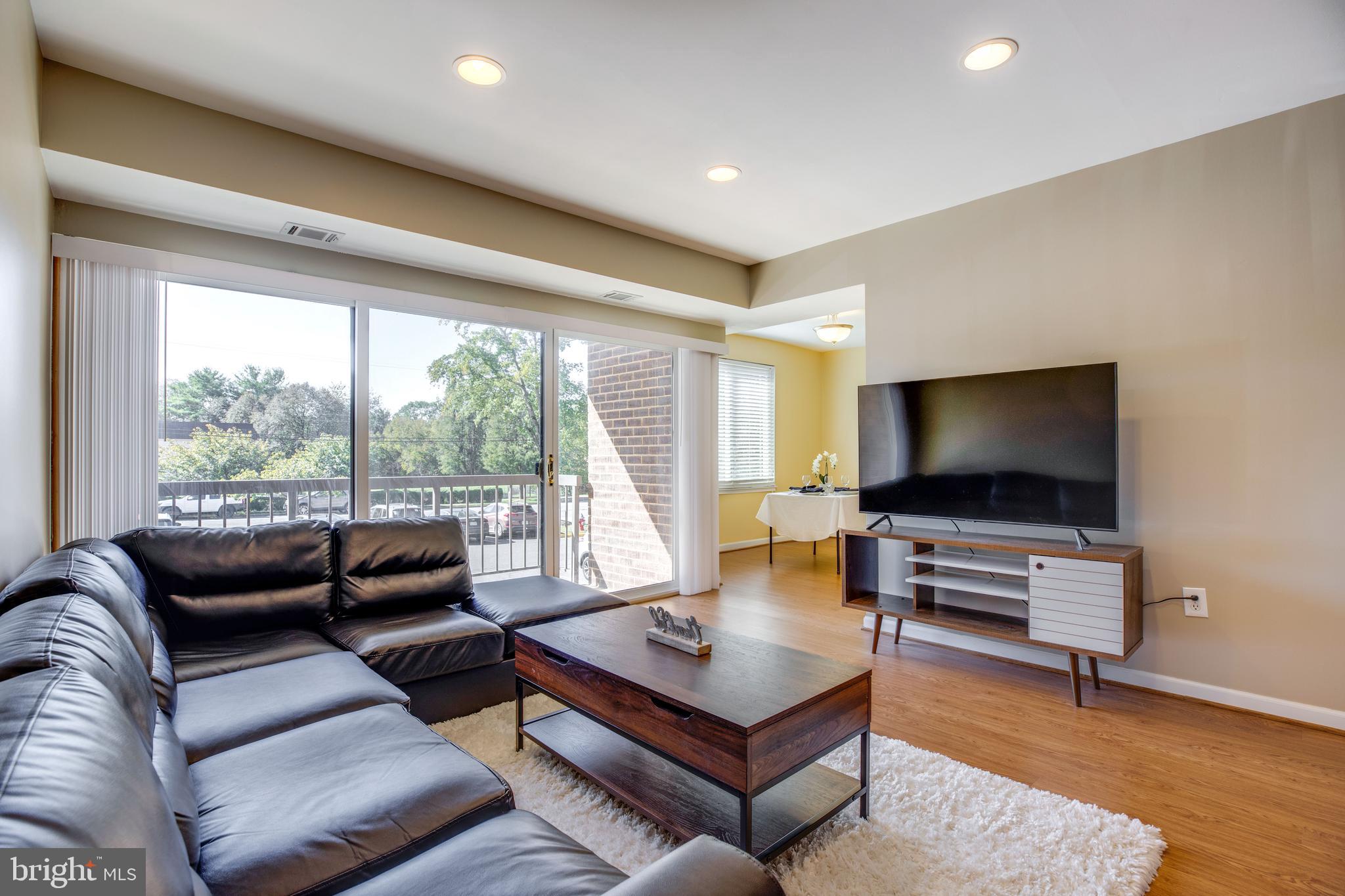 HAWTHORNE VILLAGE - Residential