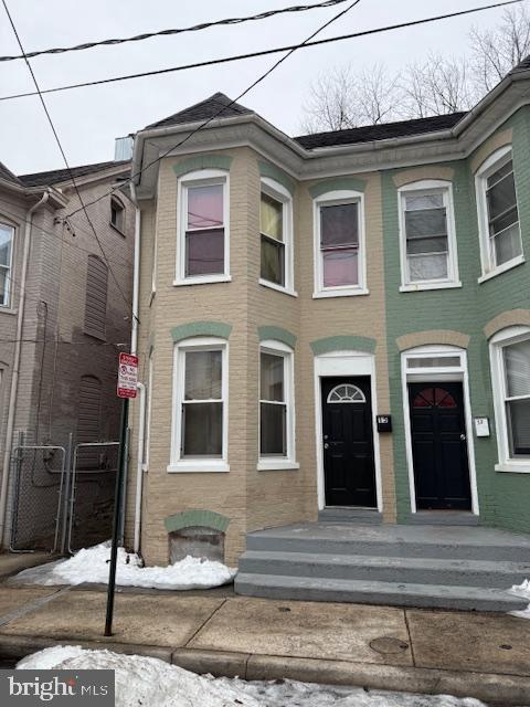 HAGERSTOWN - Residential