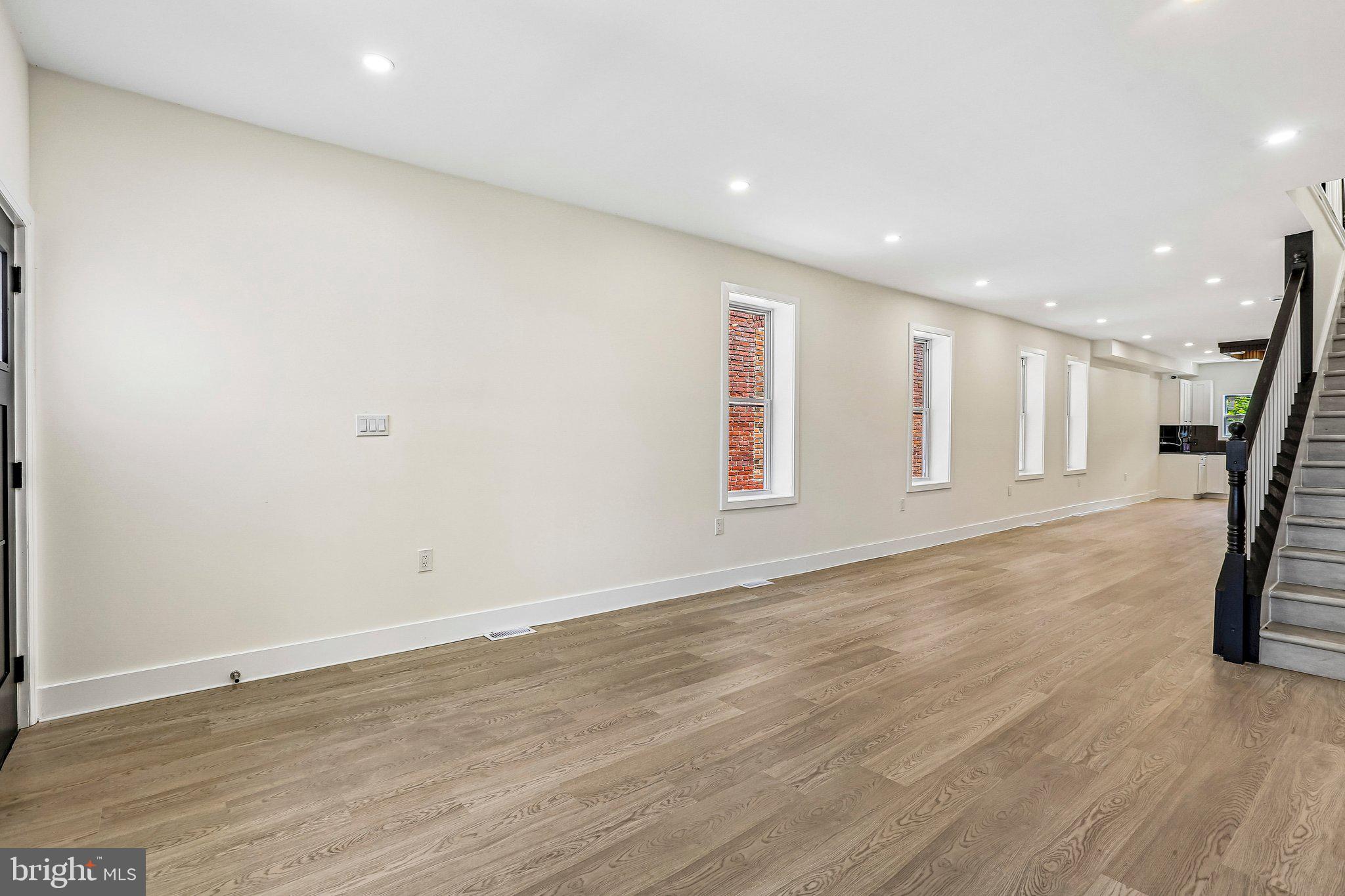 ROSEMONT - Residential