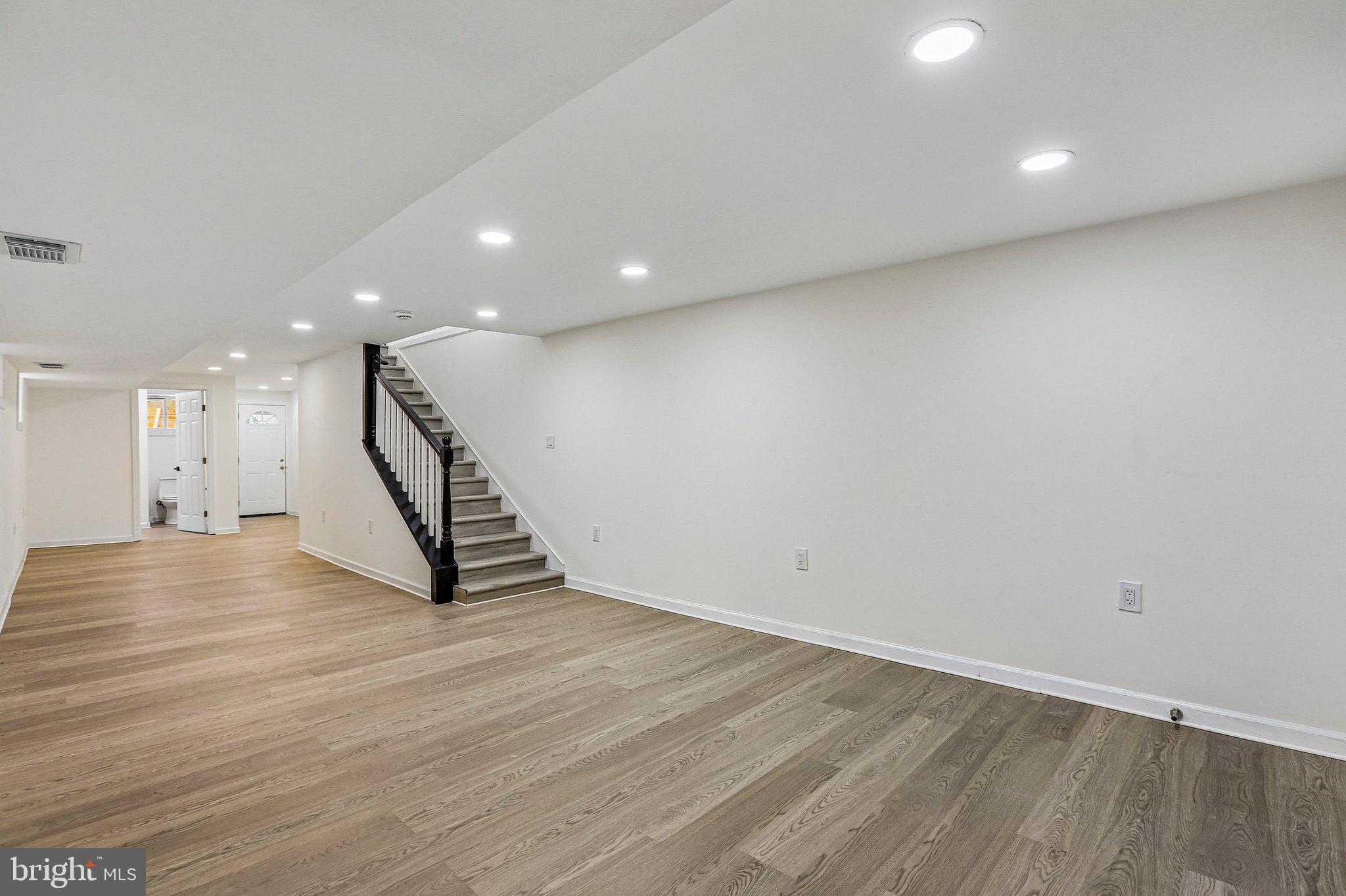 ROSEMONT - Residential