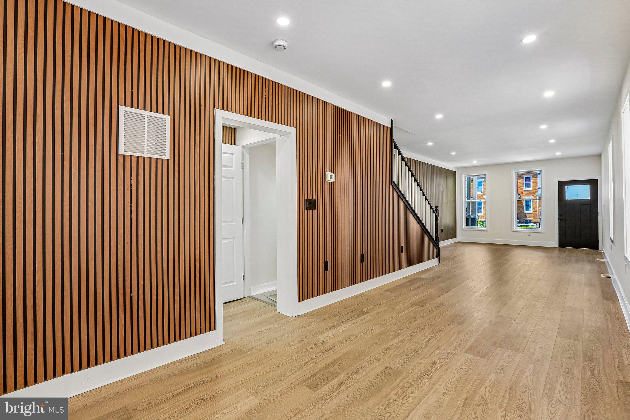 ROSEMONT - Residential