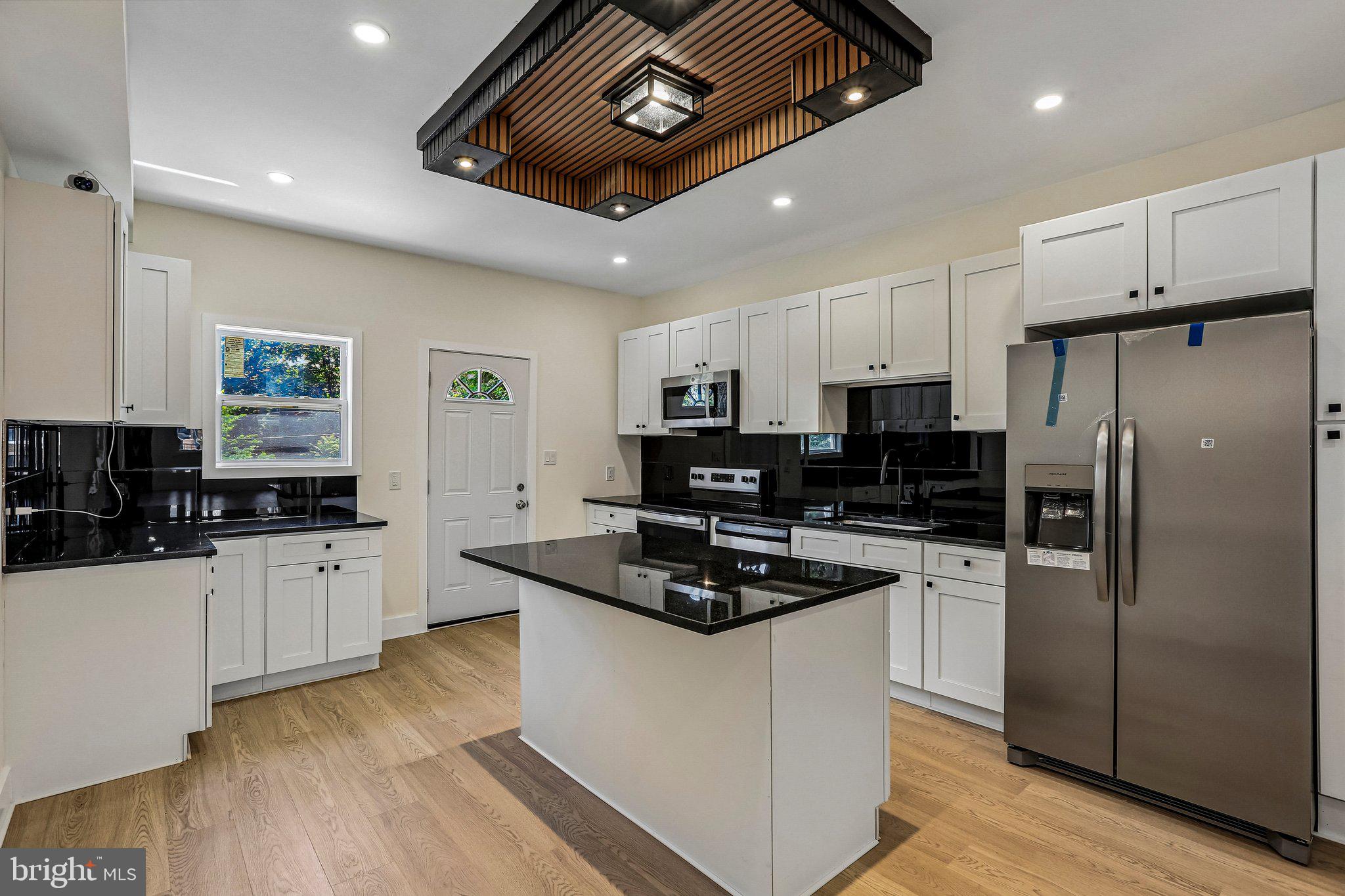 ROSEMONT - Residential