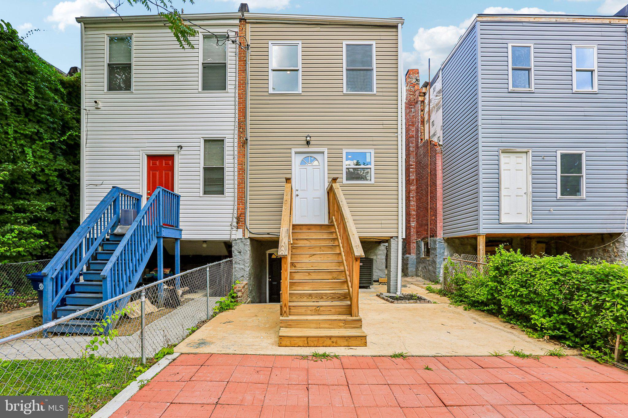 ROSEMONT - Residential